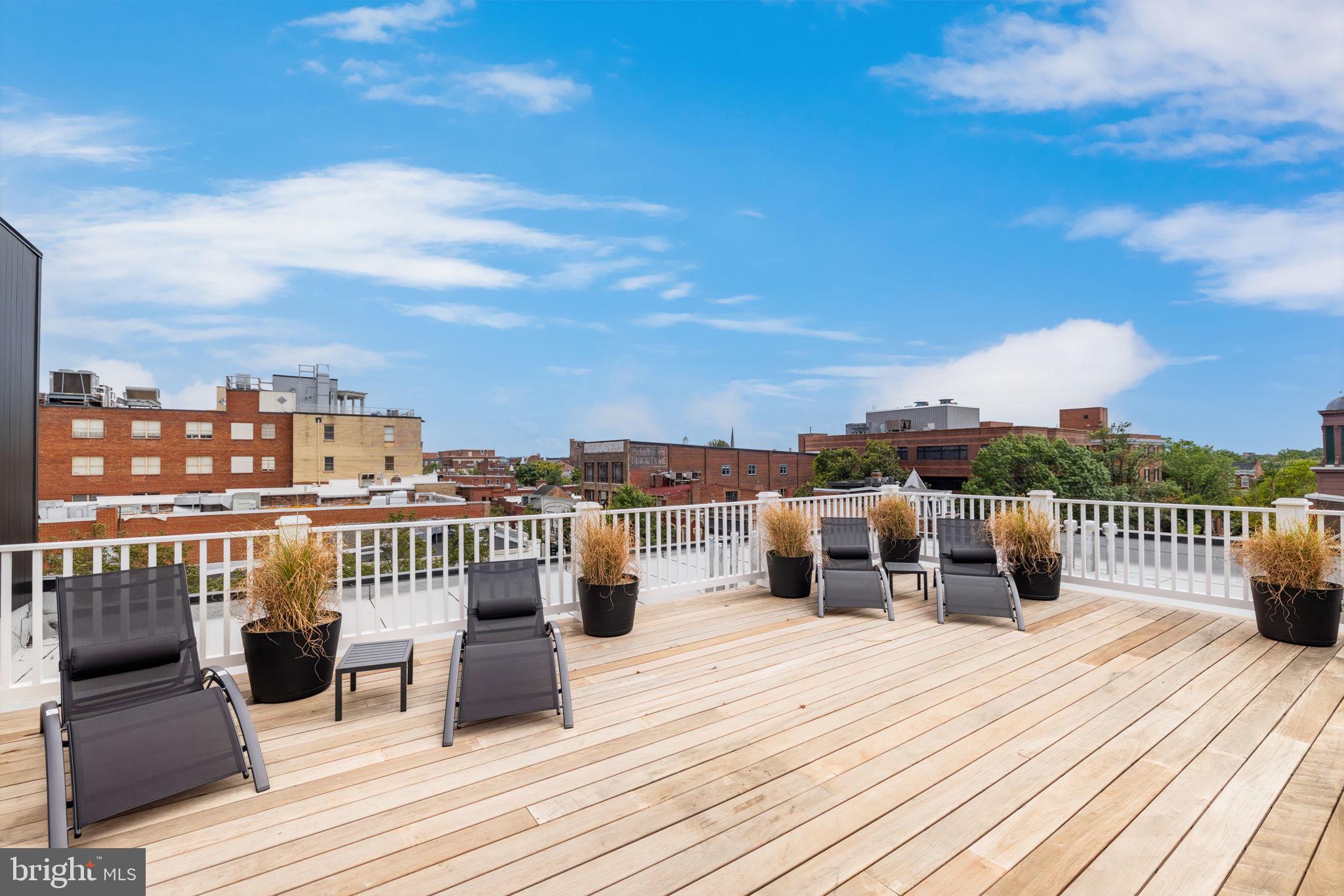 OLD TOWN ALEXANDRIA - Residential Lease