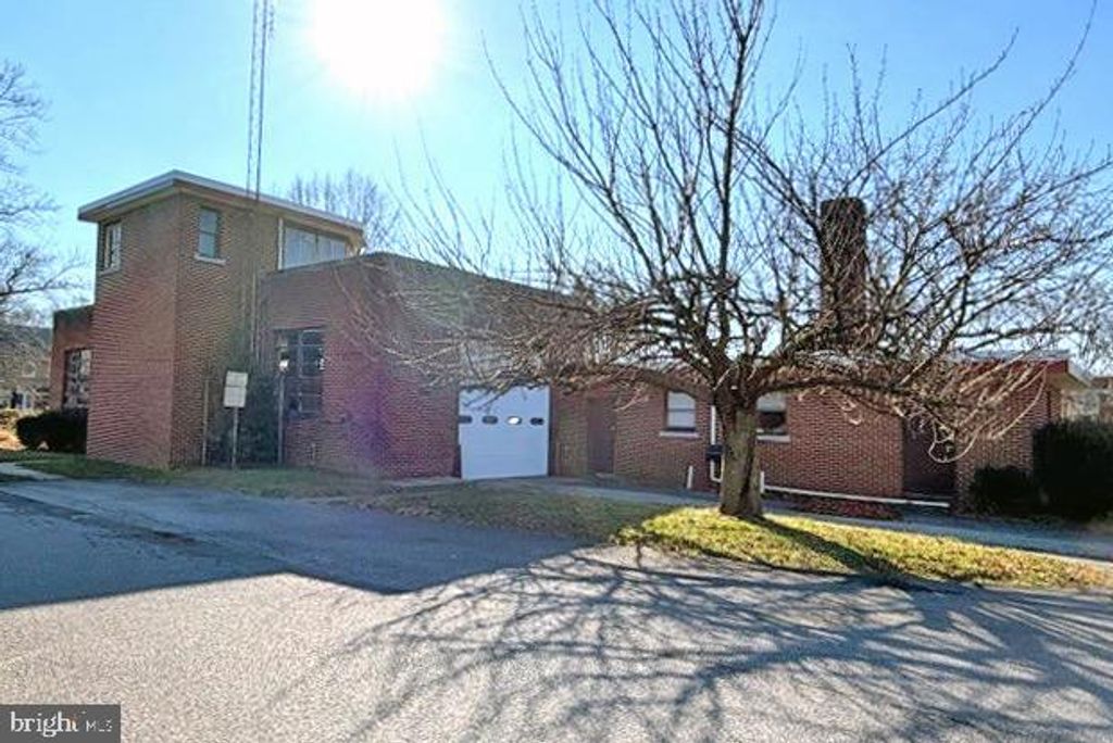 Photo of 843 Fremont Street, LANCASTER, PA 17603 (MLS # PALA2080684)