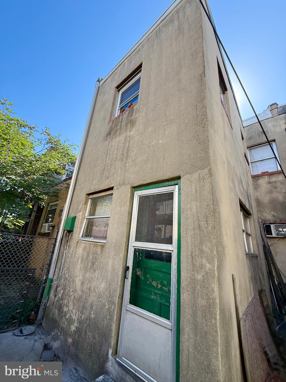 LOWER MOYAMENSING - Residential