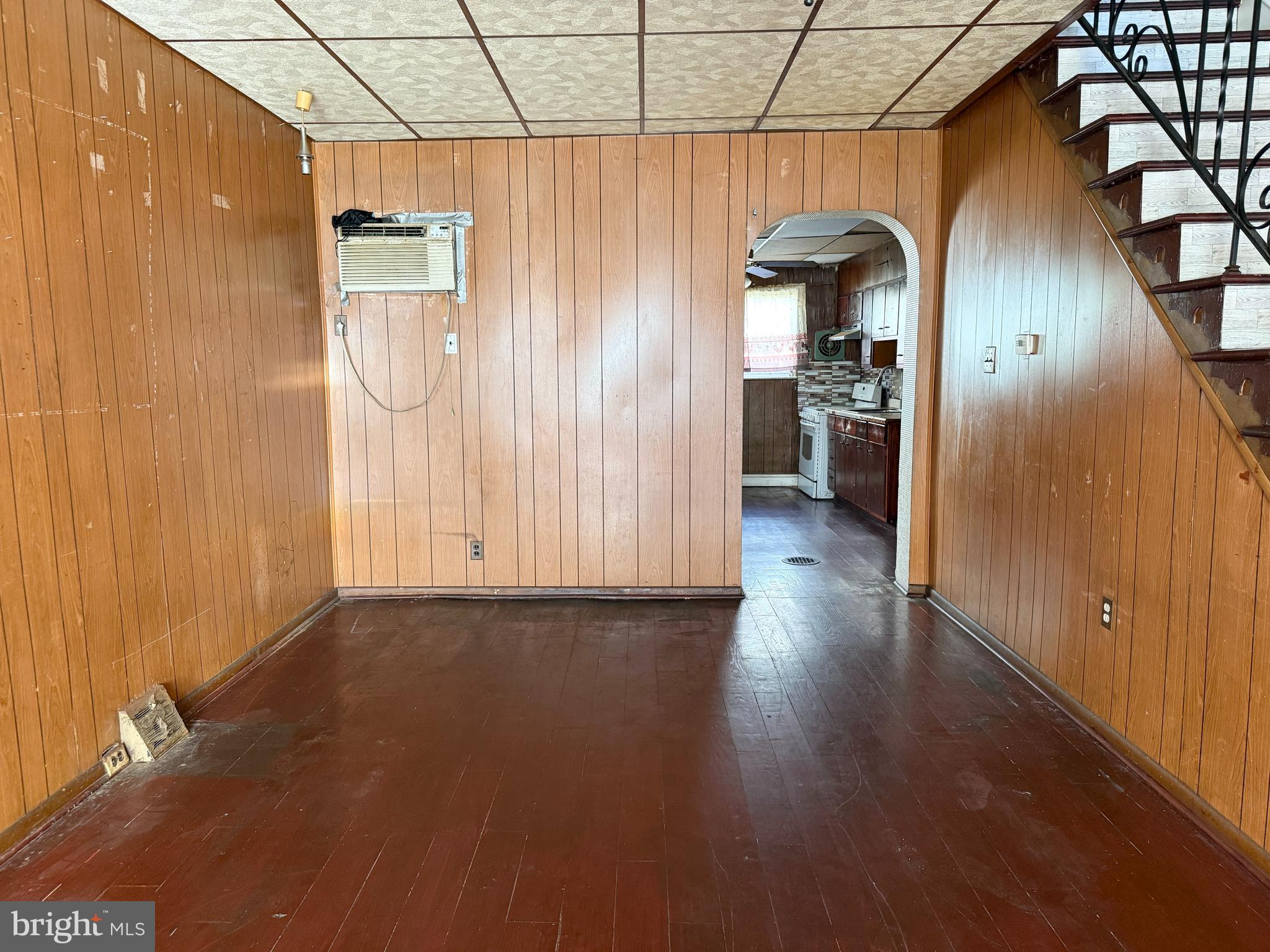 LOWER MOYAMENSING - Residential