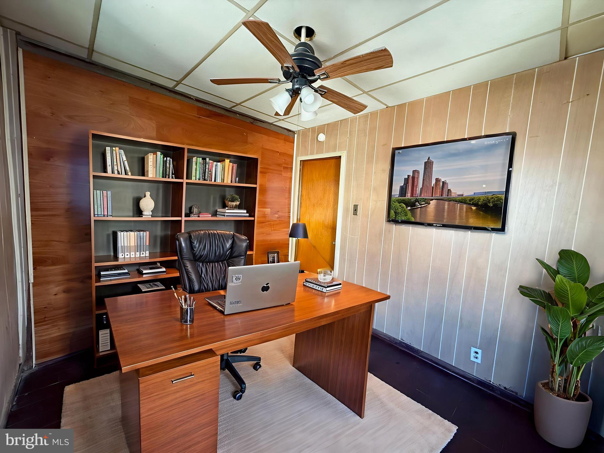 LOWER MOYAMENSING - Residential