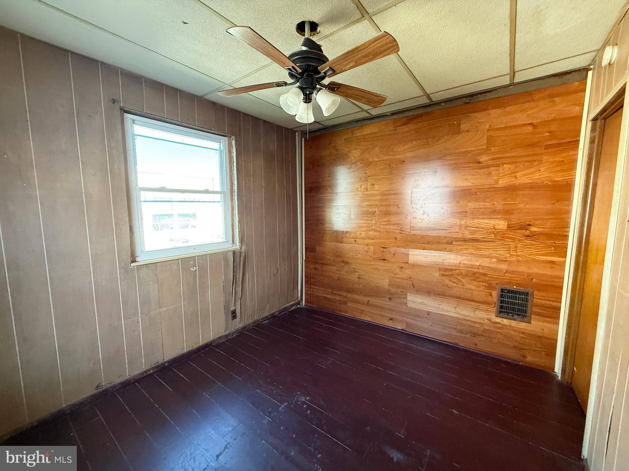 LOWER MOYAMENSING - Residential