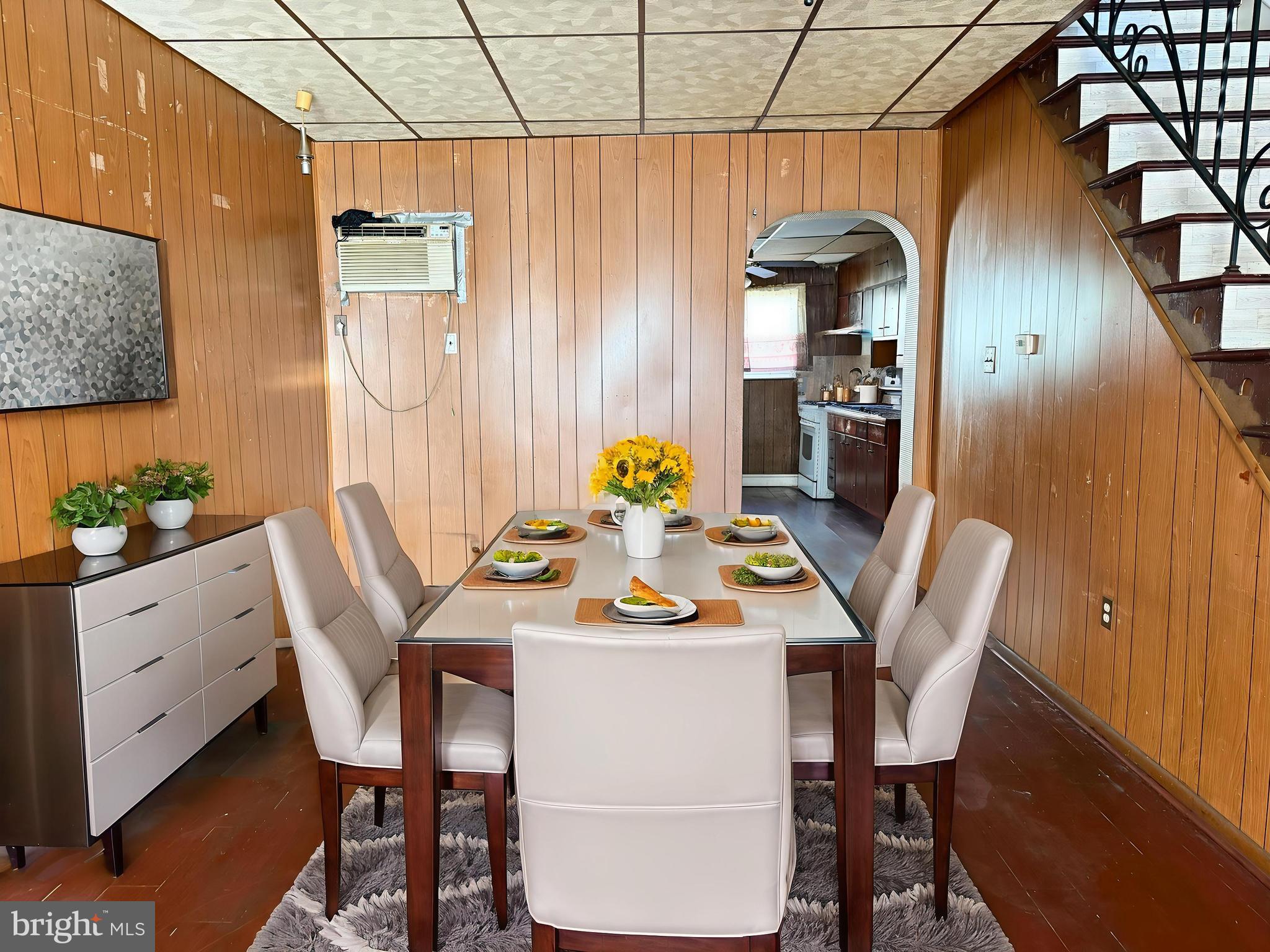 LOWER MOYAMENSING - Residential