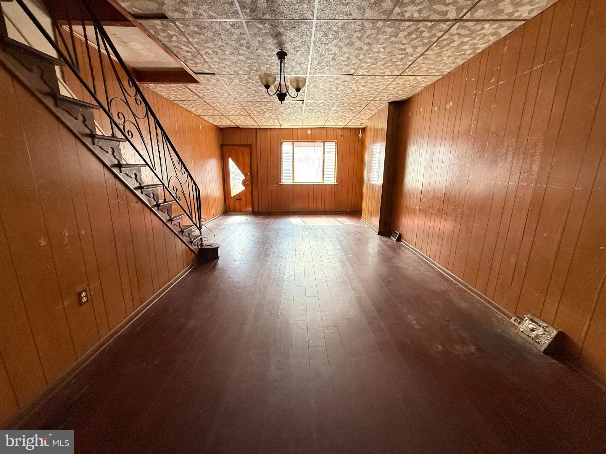 LOWER MOYAMENSING - Residential