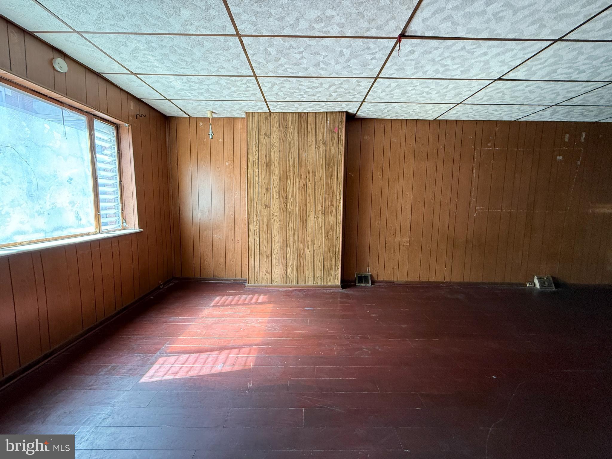 LOWER MOYAMENSING - Residential