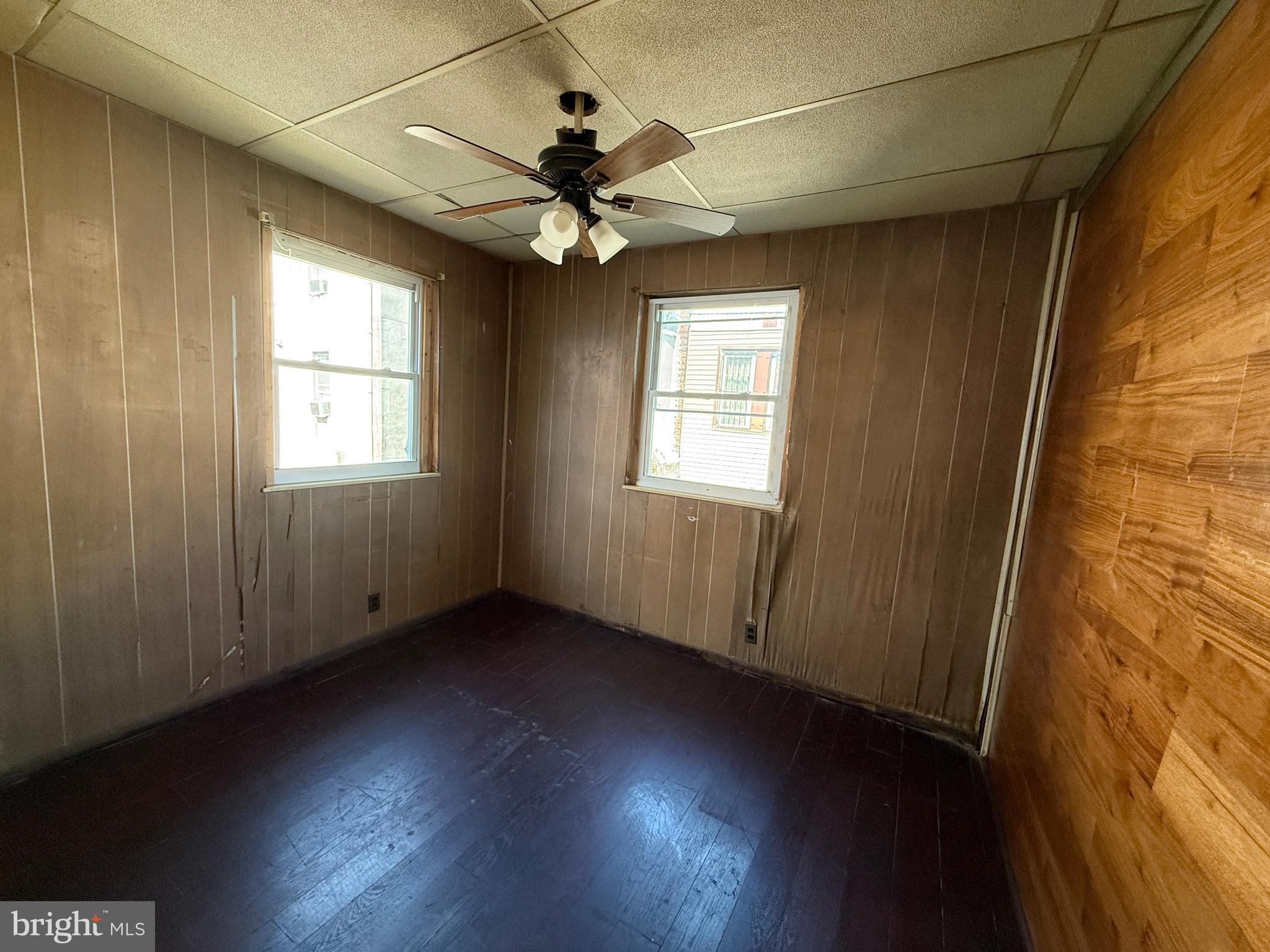 LOWER MOYAMENSING - Residential