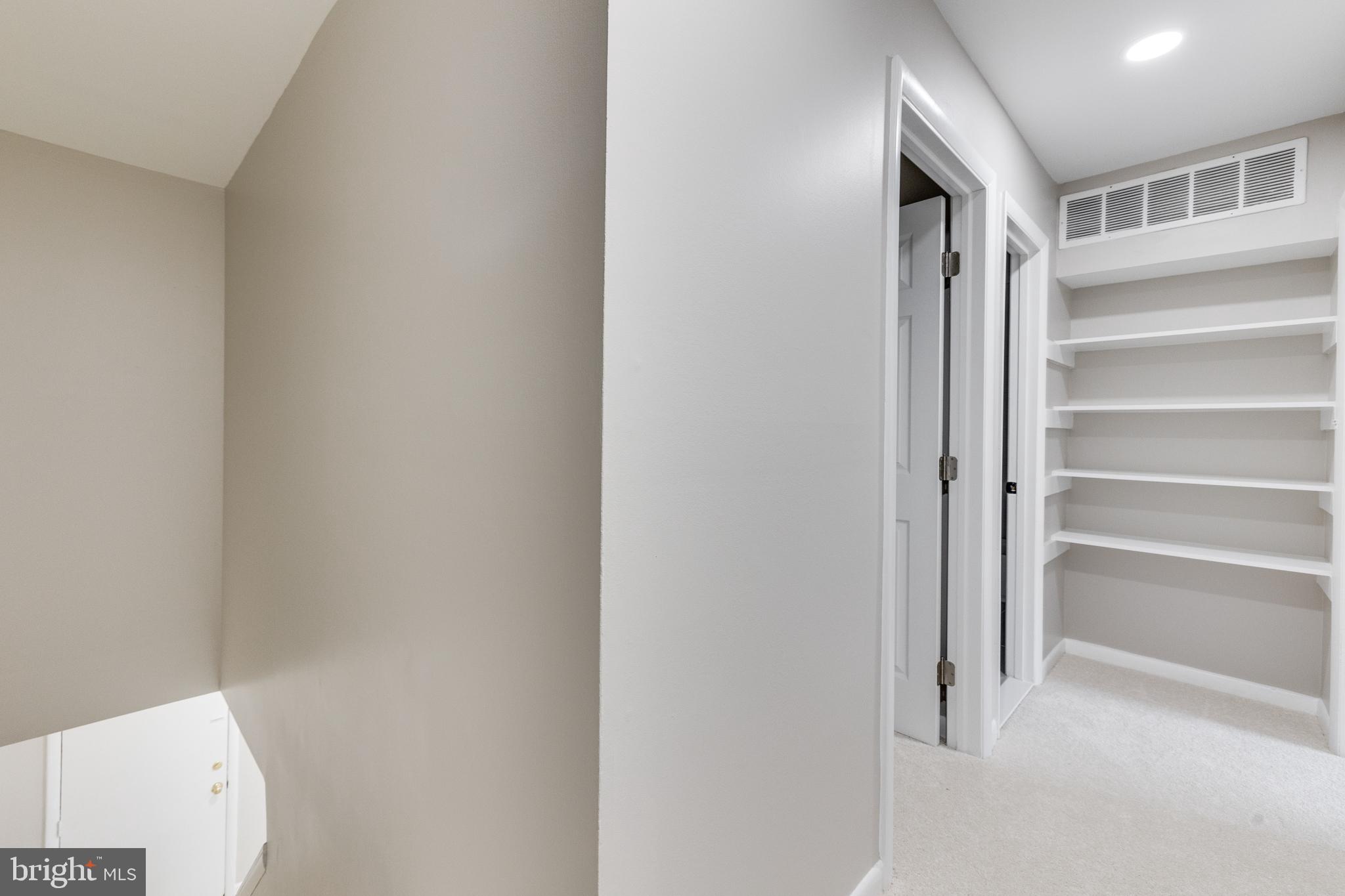 PINEWOOD LAWNS - Residential