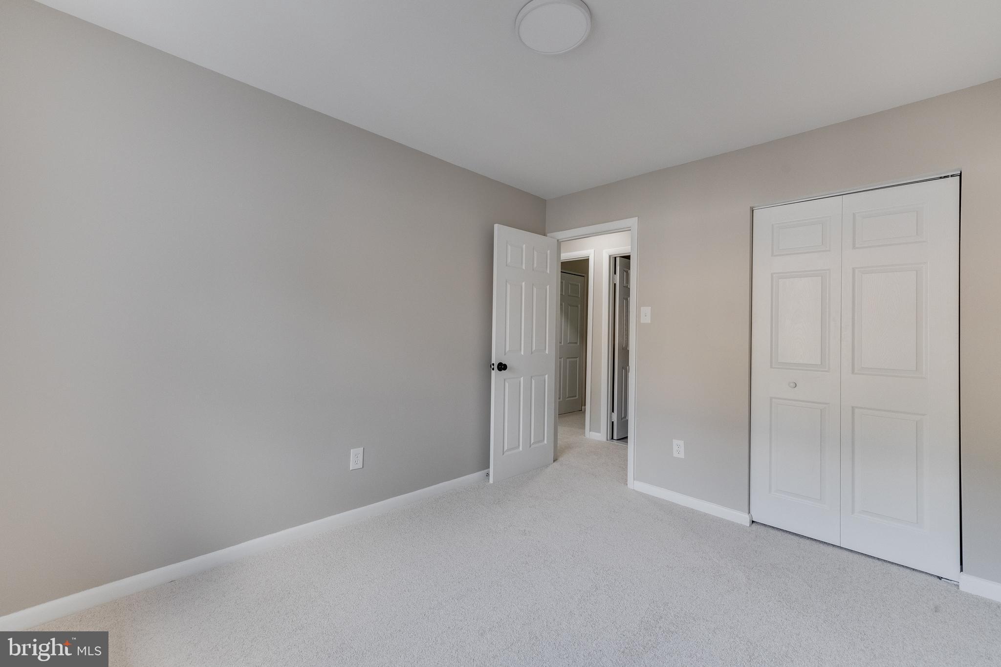 PINEWOOD LAWNS - Residential