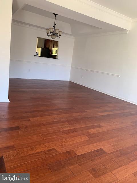 SUTHERLAND SQUARE - Residential Lease