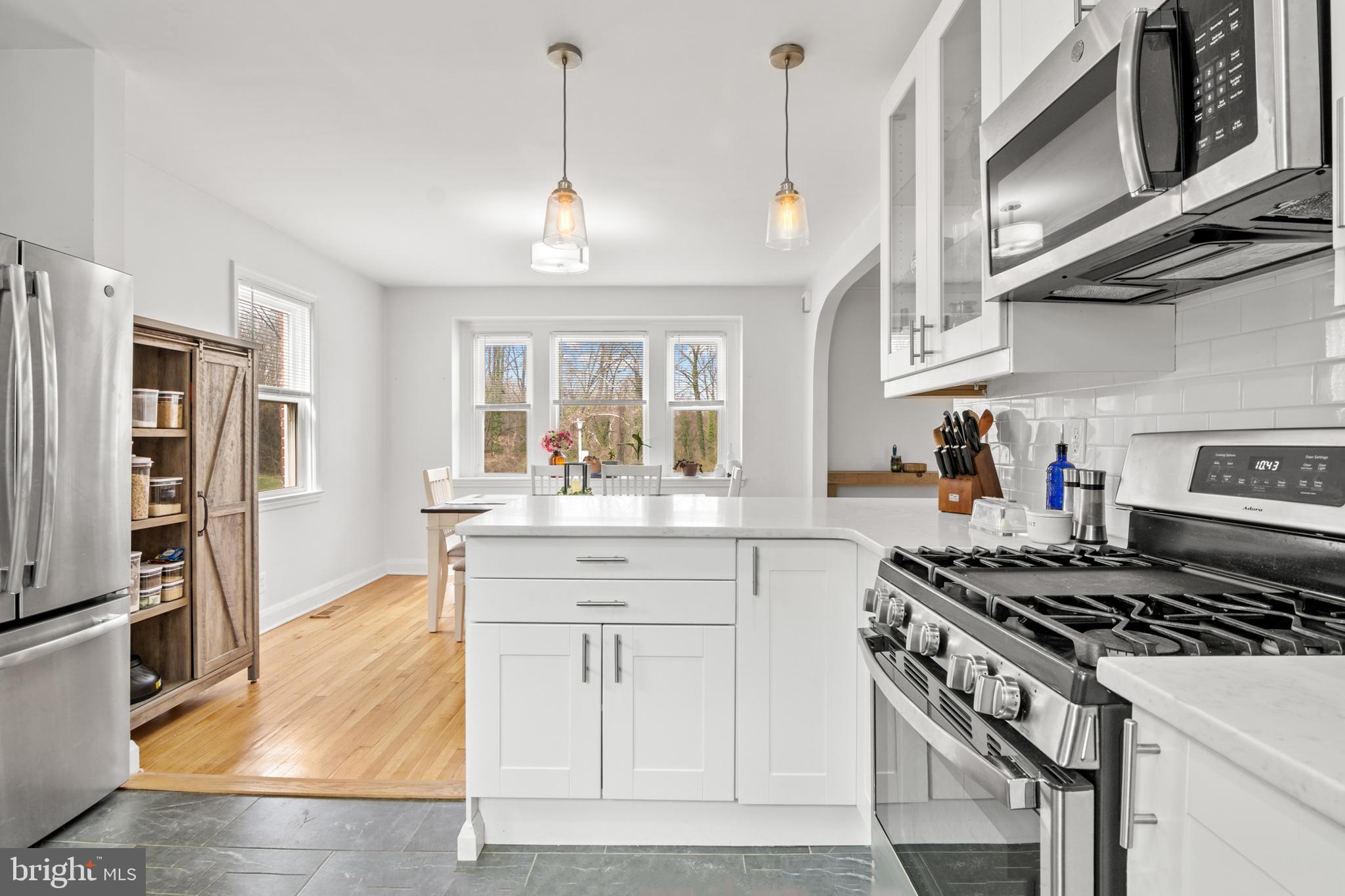 LAURAVILLE HISTORIC DISTRICT - Residential