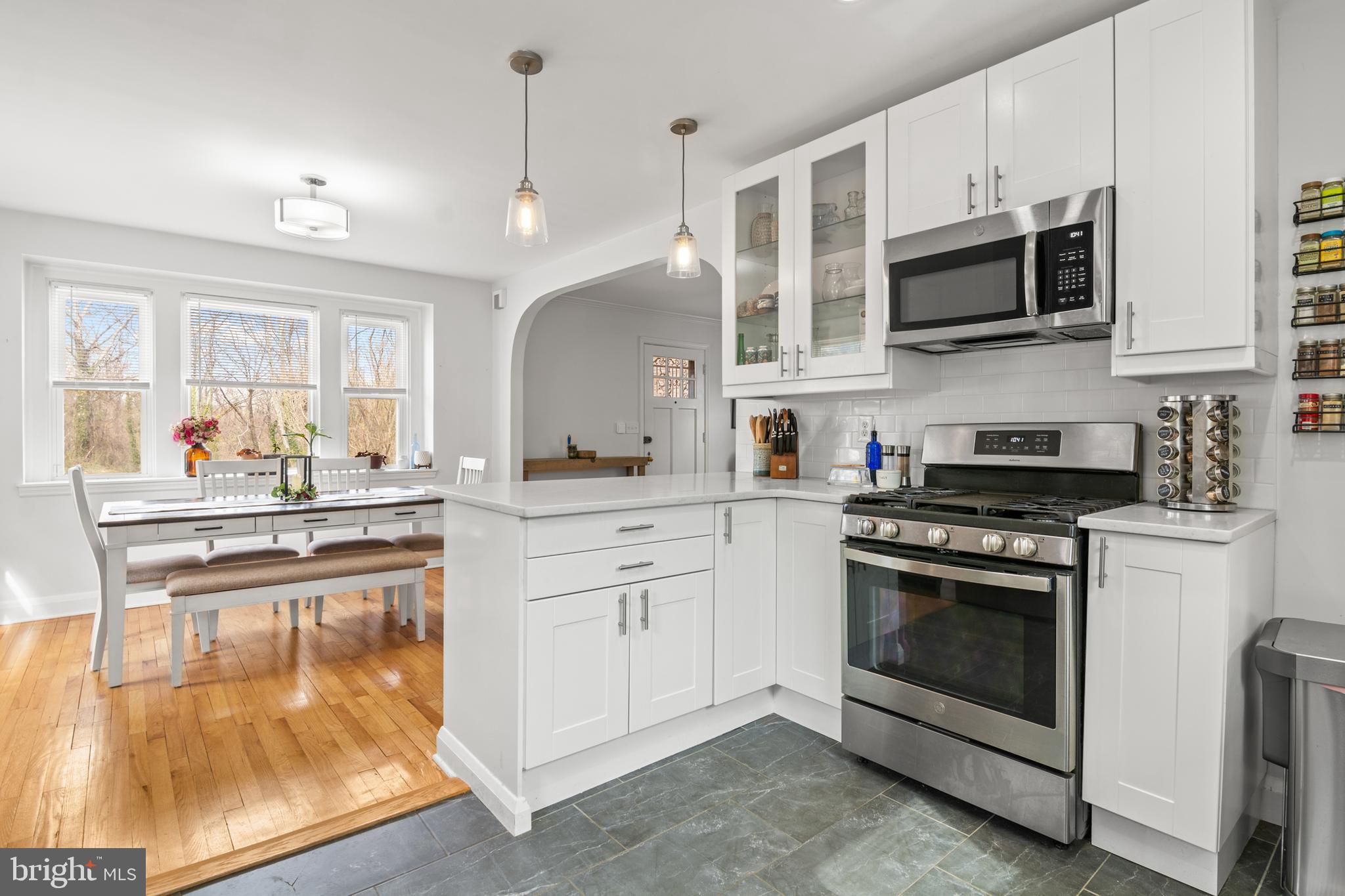 LAURAVILLE HISTORIC DISTRICT - Residential