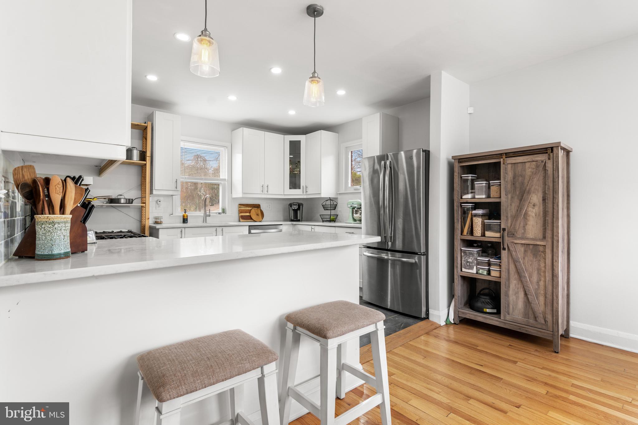 LAURAVILLE HISTORIC DISTRICT - Residential