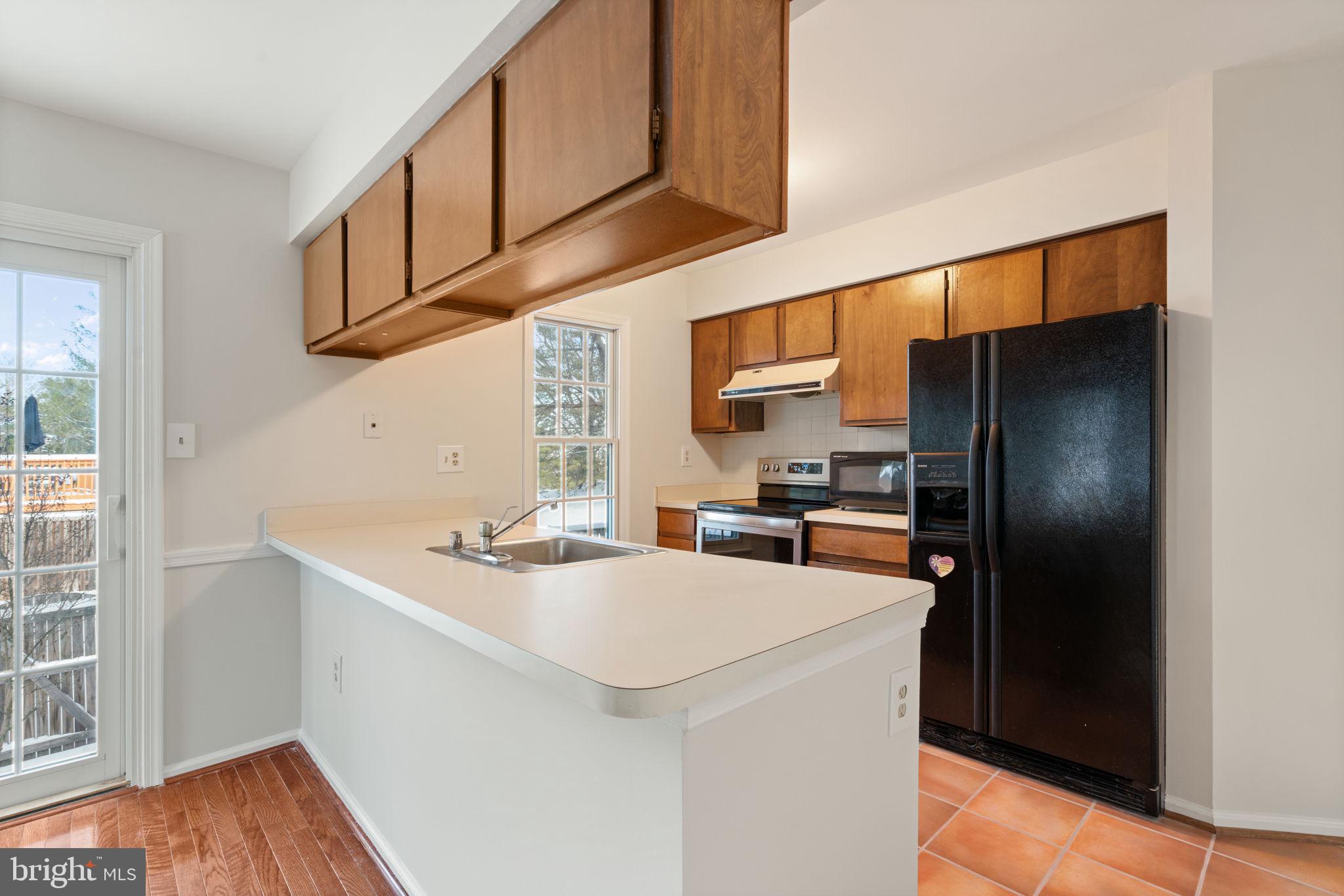 COUNTRYSIDE - Residential