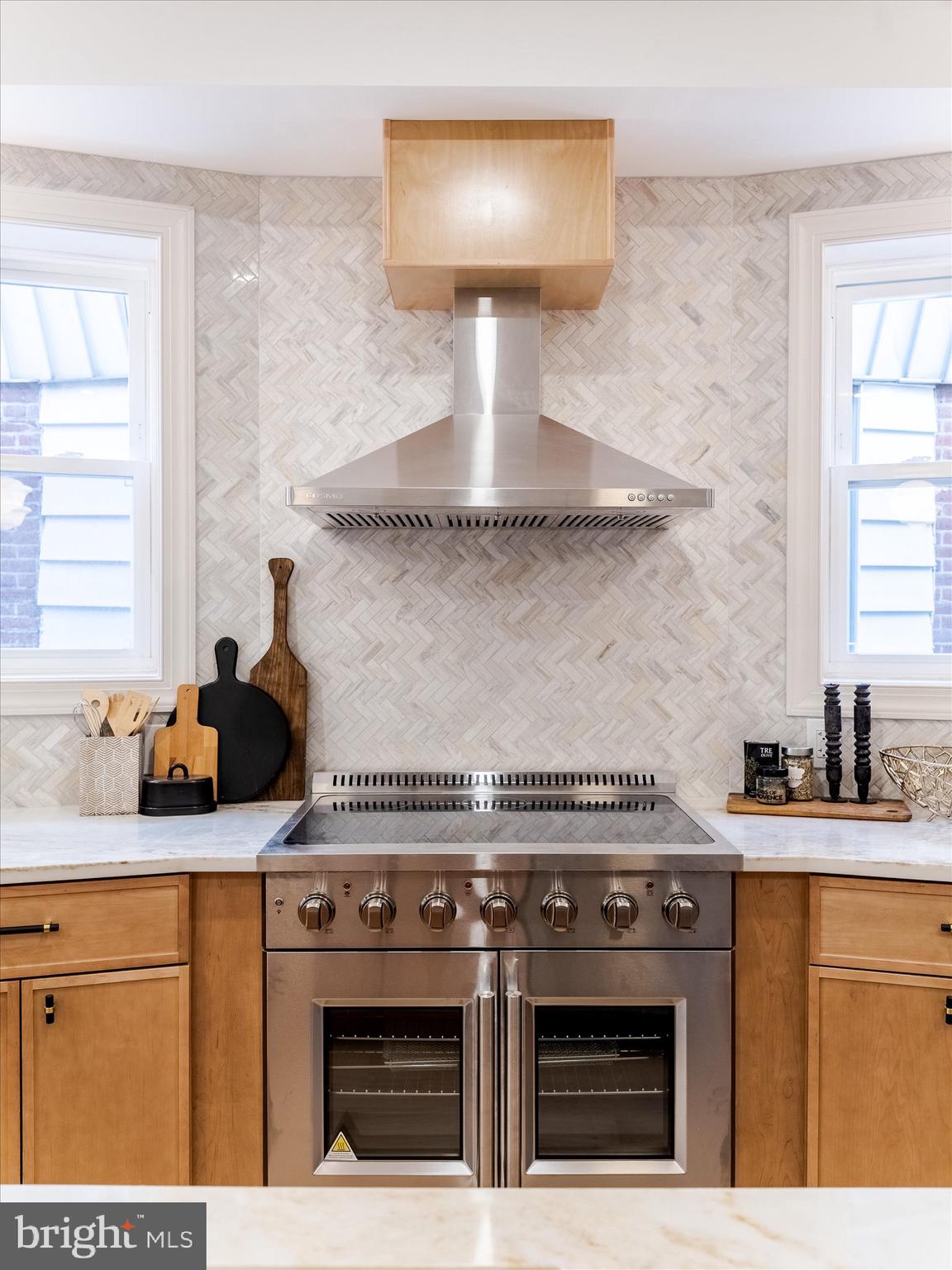 GARDEN COURT - Residential