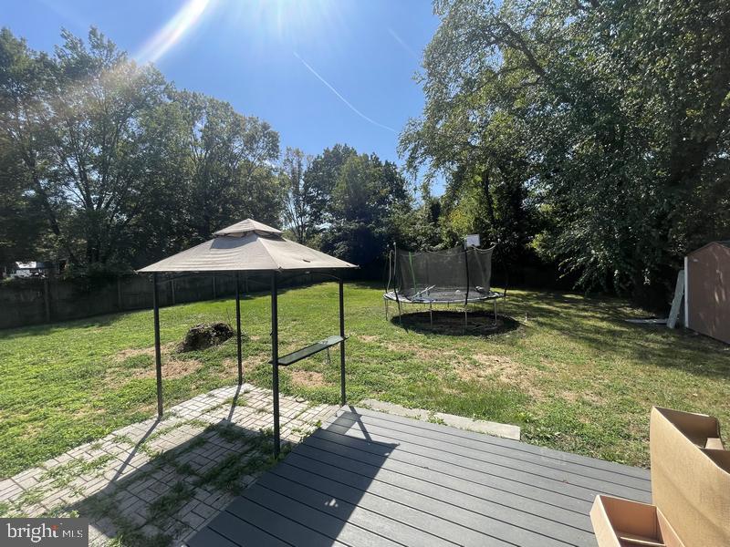 STRAWBERRY HILL EST SUB - Residential