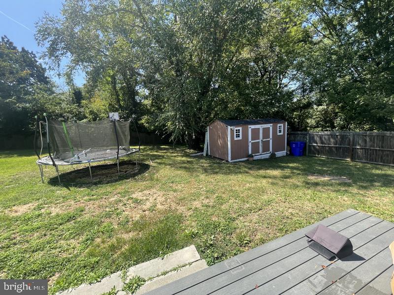 STRAWBERRY HILL EST SUB - Residential