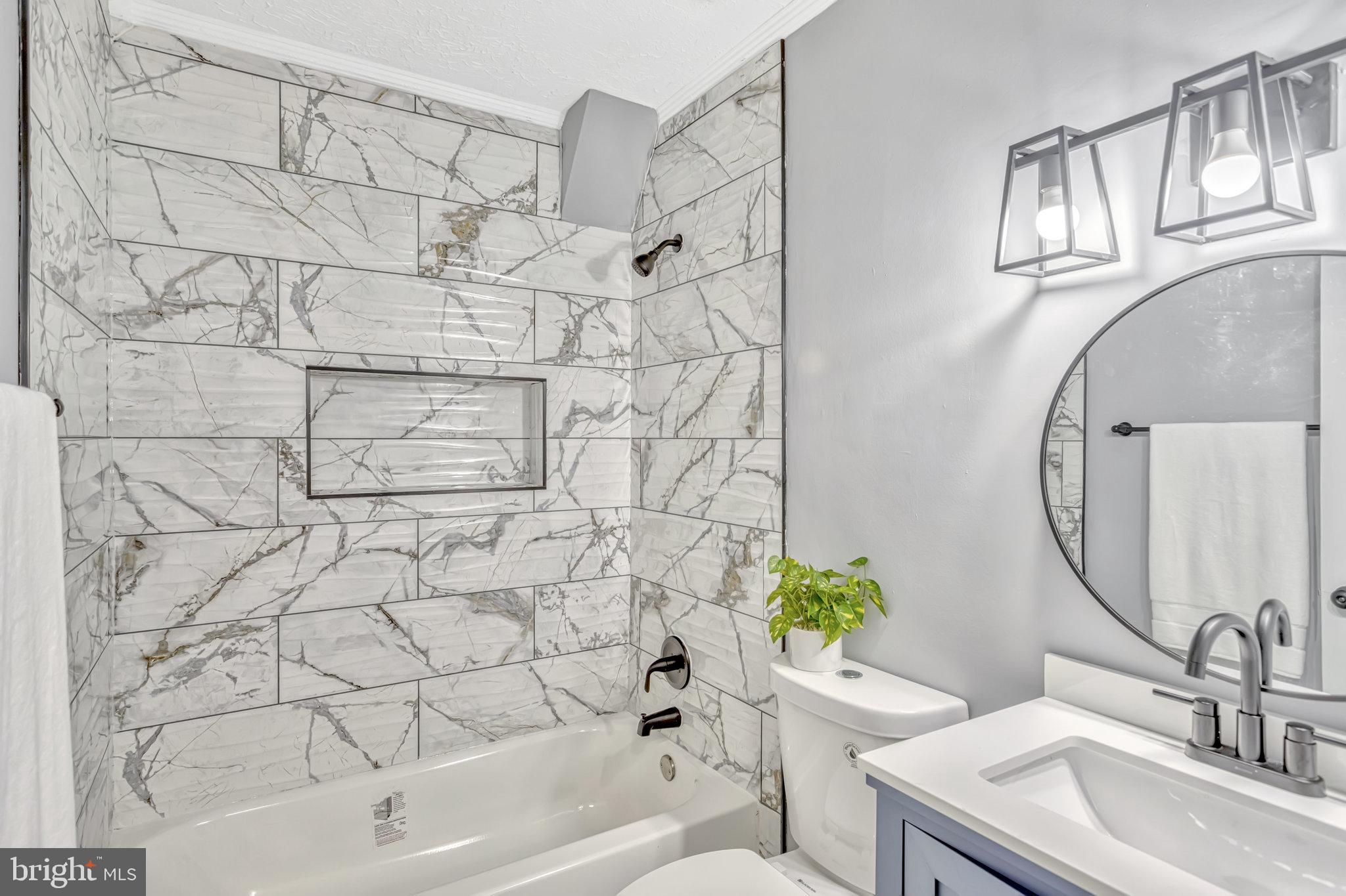 LAKE RIDGE - Residential