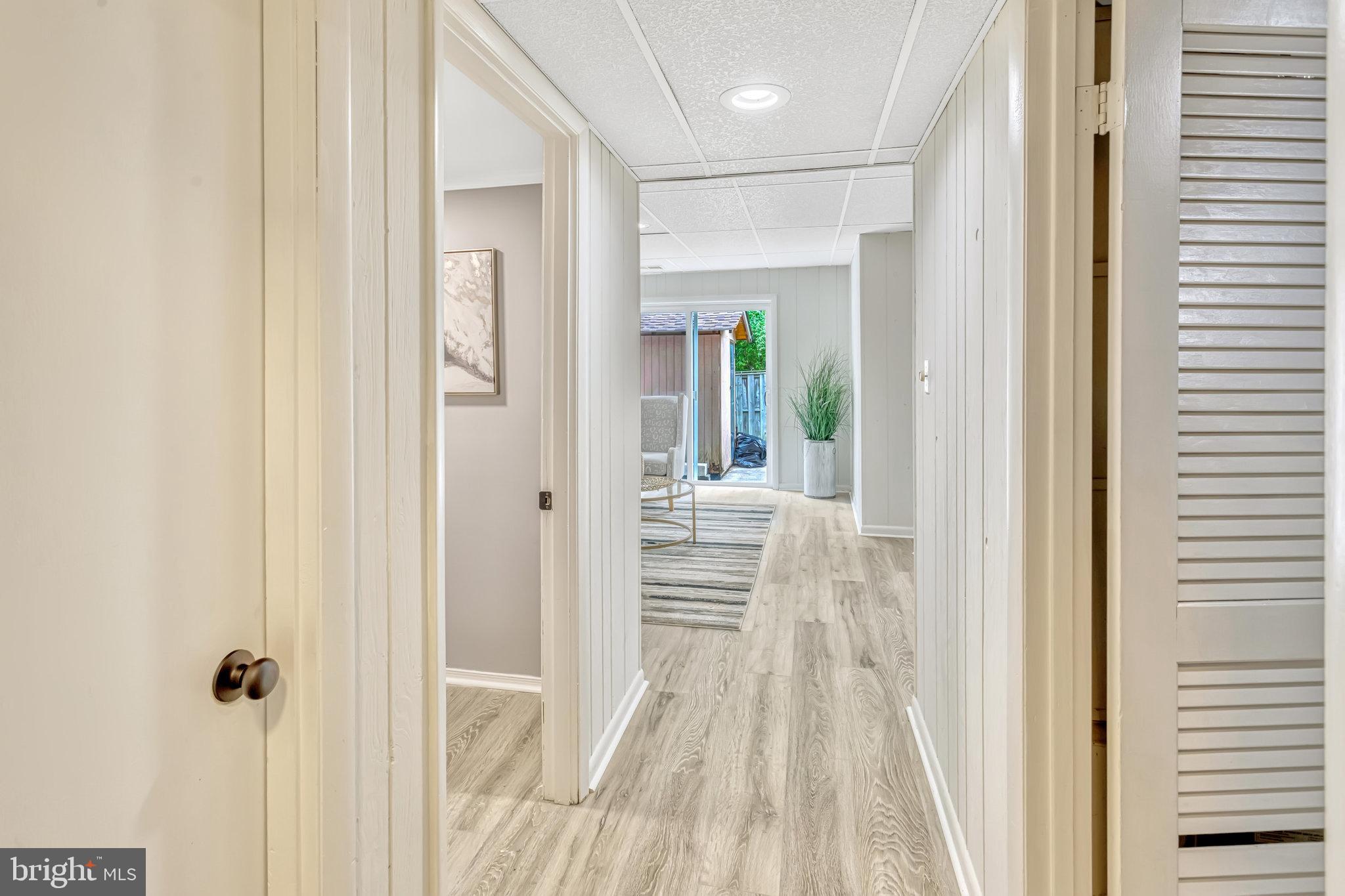 LAKE RIDGE - Residential