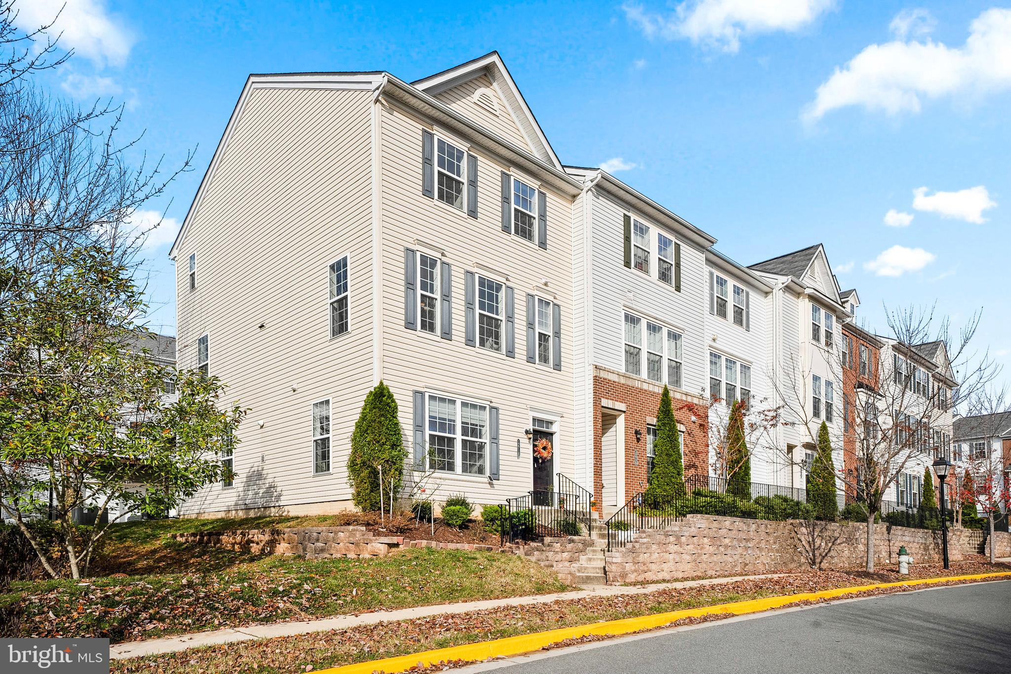 SENECA HILL - Residential