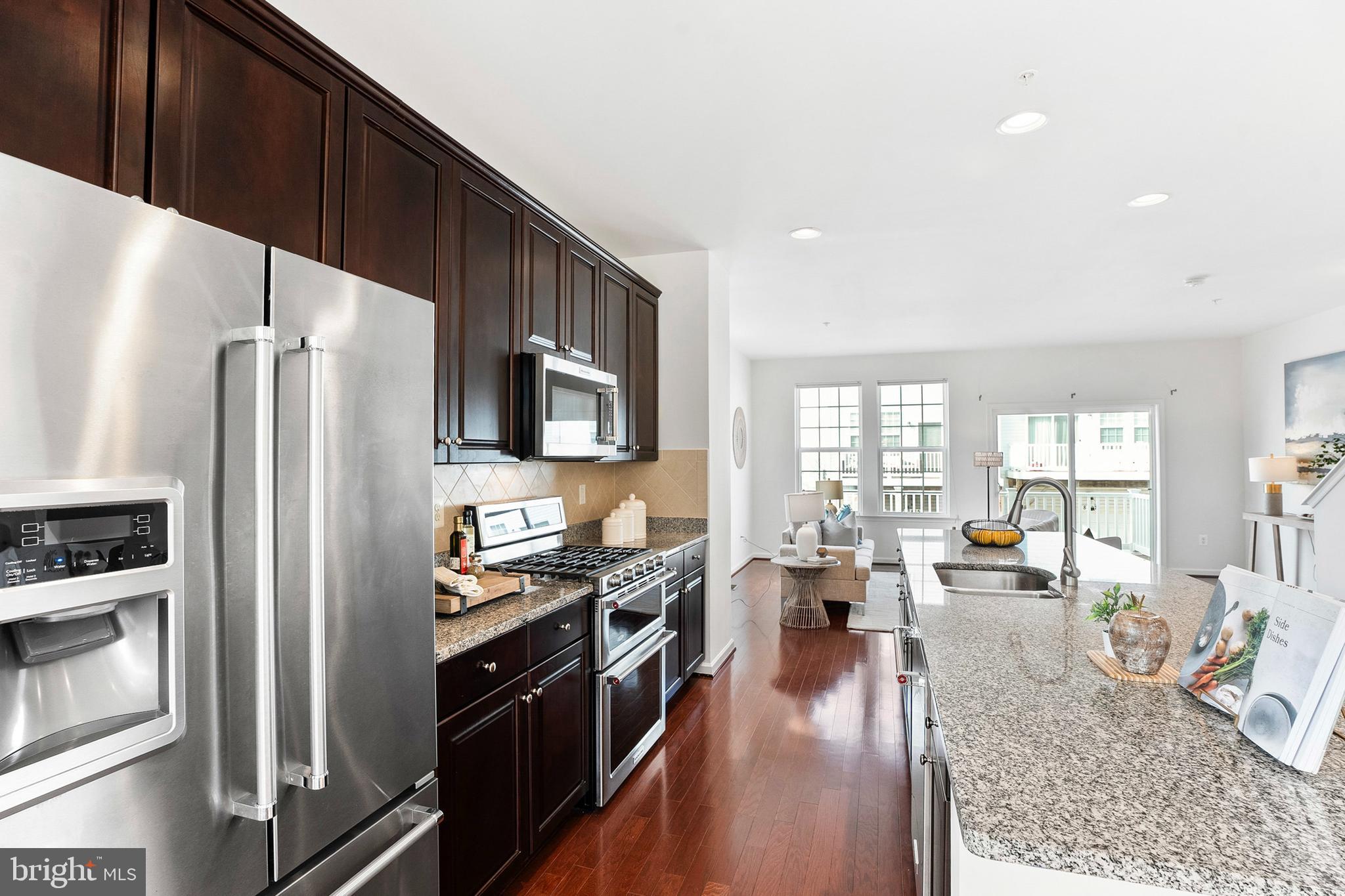 SENECA HILL - Residential