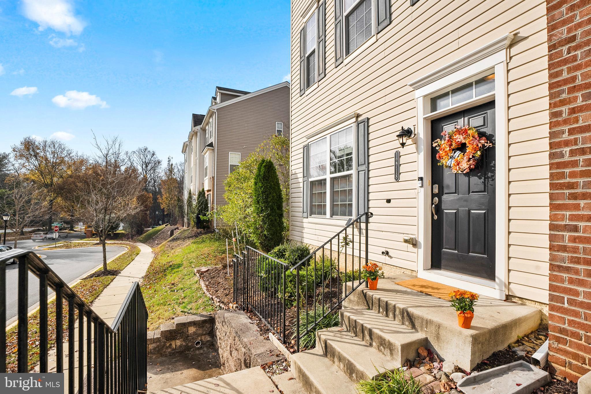 SENECA HILL - Residential