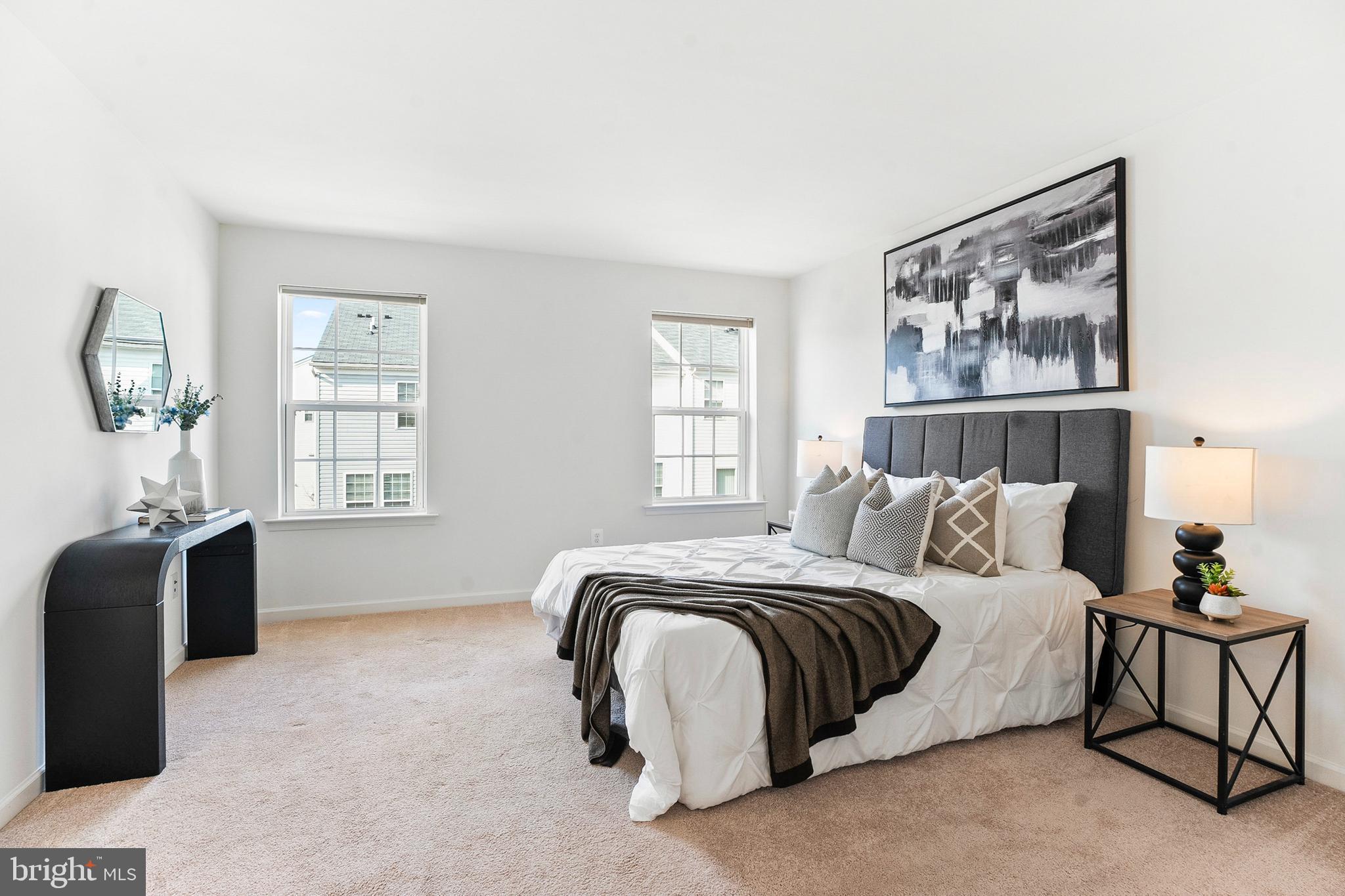 SENECA HILL - Residential