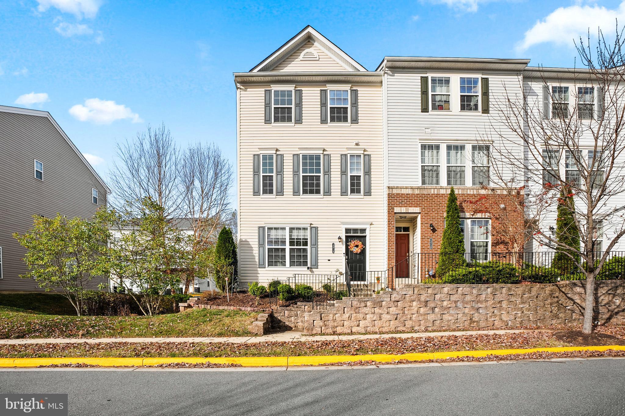 SENECA HILL - Residential