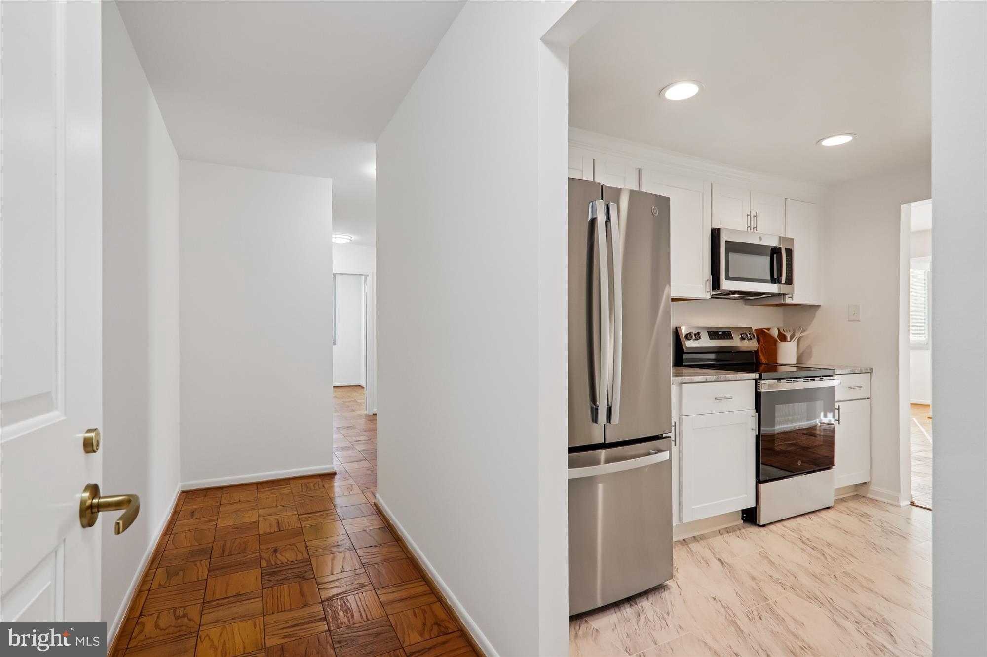 4601 N PARK AVENUE N 604