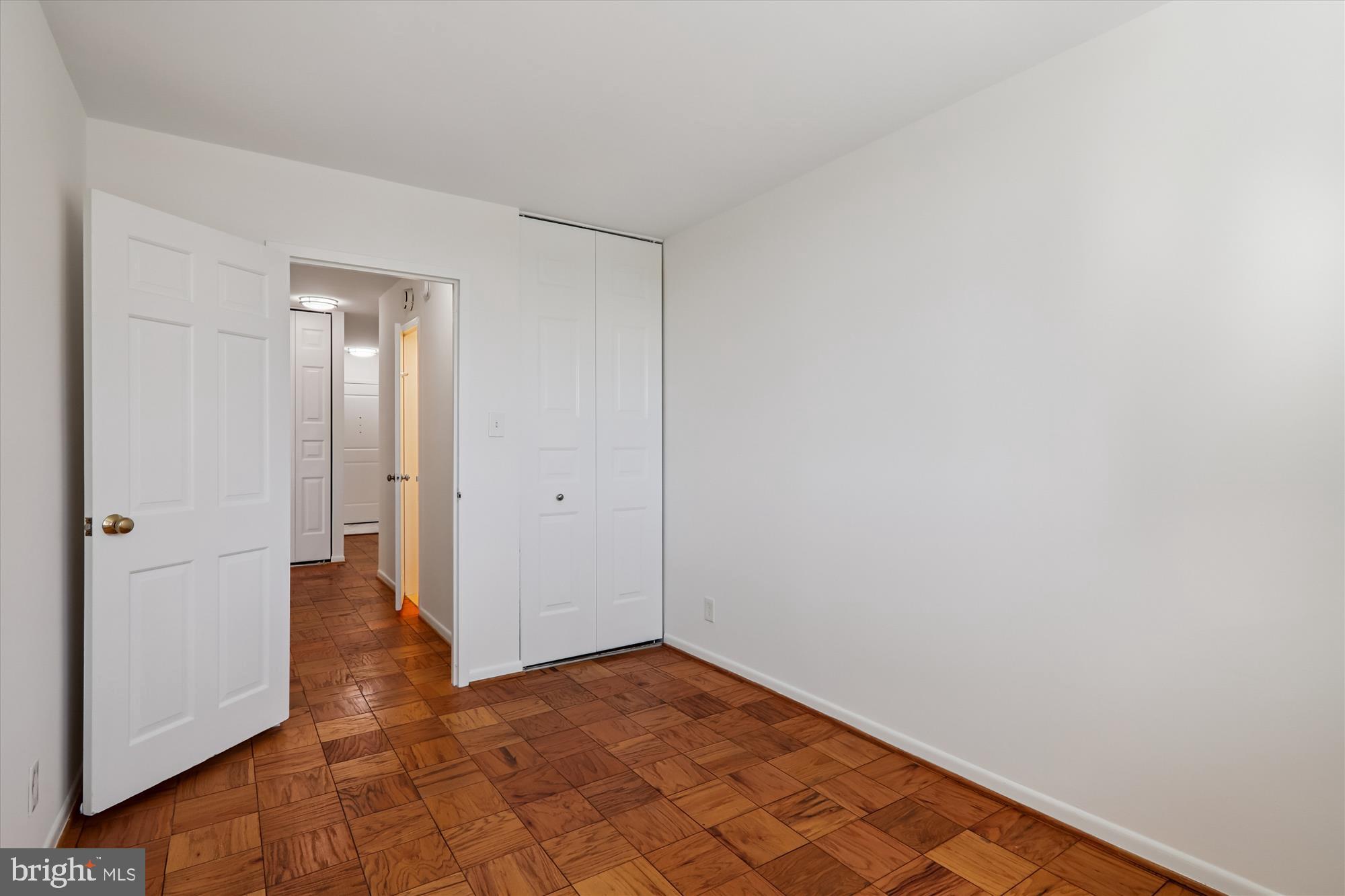 THE ELIZABETH - Residential