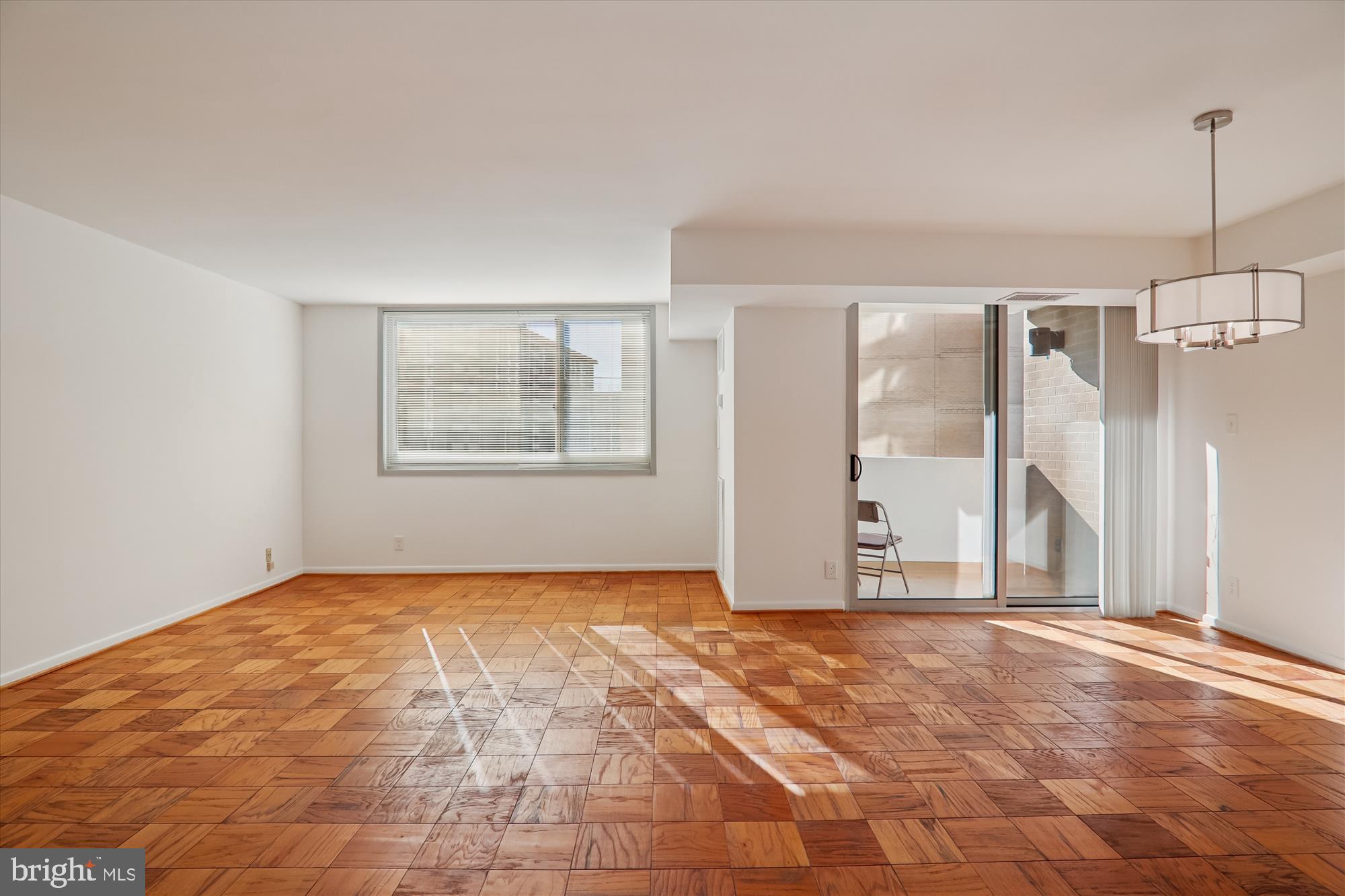 THE ELIZABETH - Residential