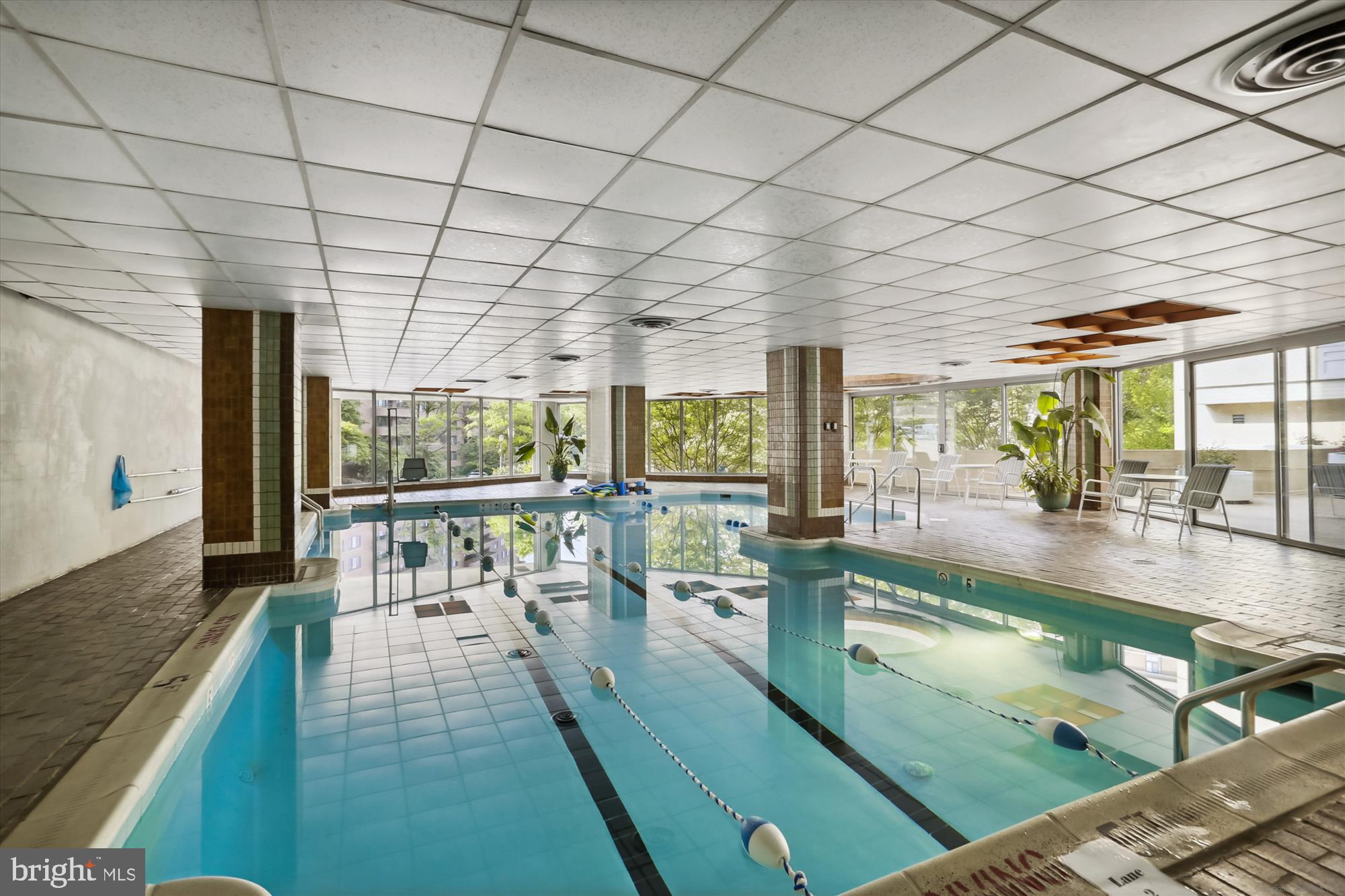 THE ELIZABETH - Residential