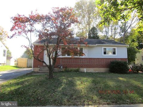 Photo of 1017 Scott Avenue, ROCKVILLE, MD 20851 (MLS # MDMC2206350)