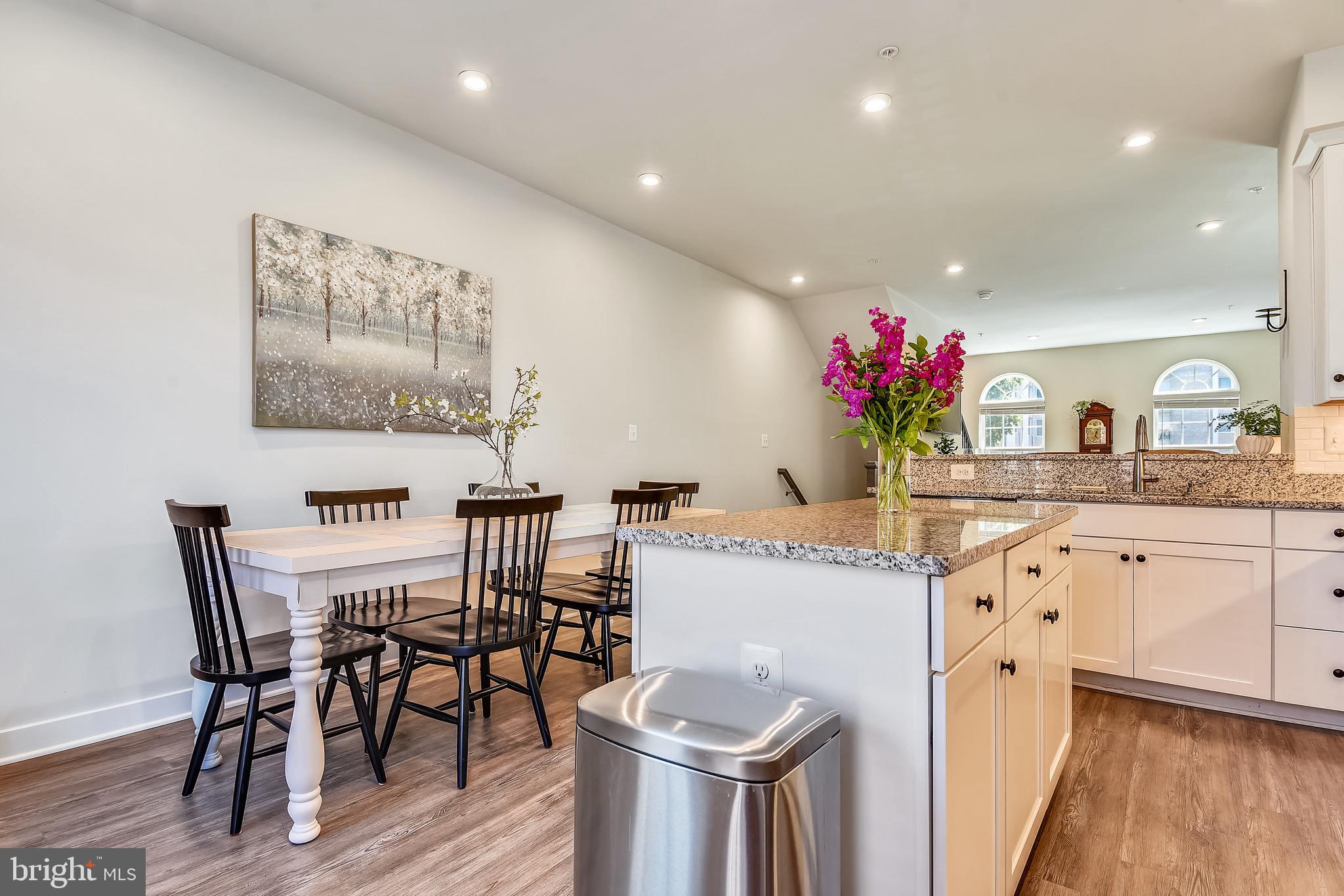 HYATTSVILLE - Residential