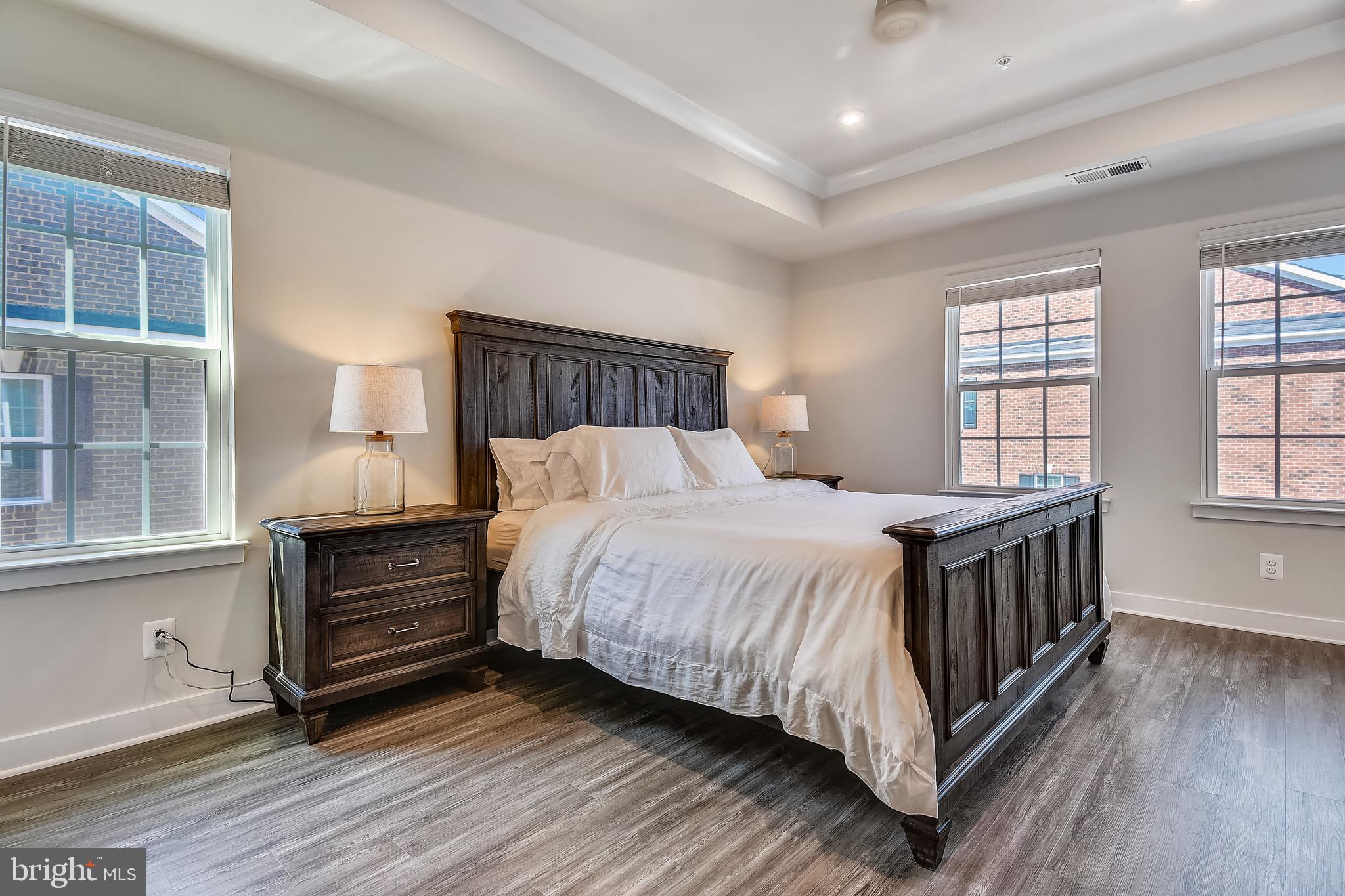 HYATTSVILLE - Residential