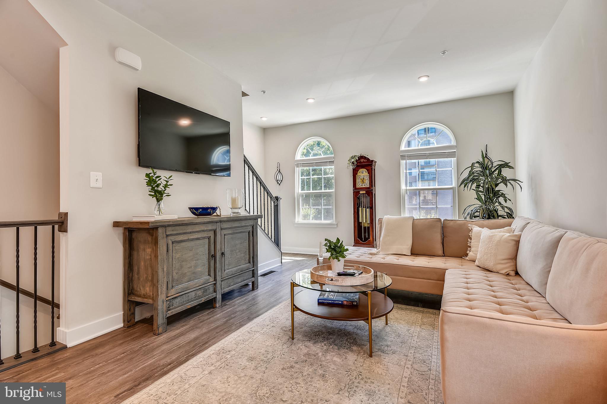 HYATTSVILLE - Residential