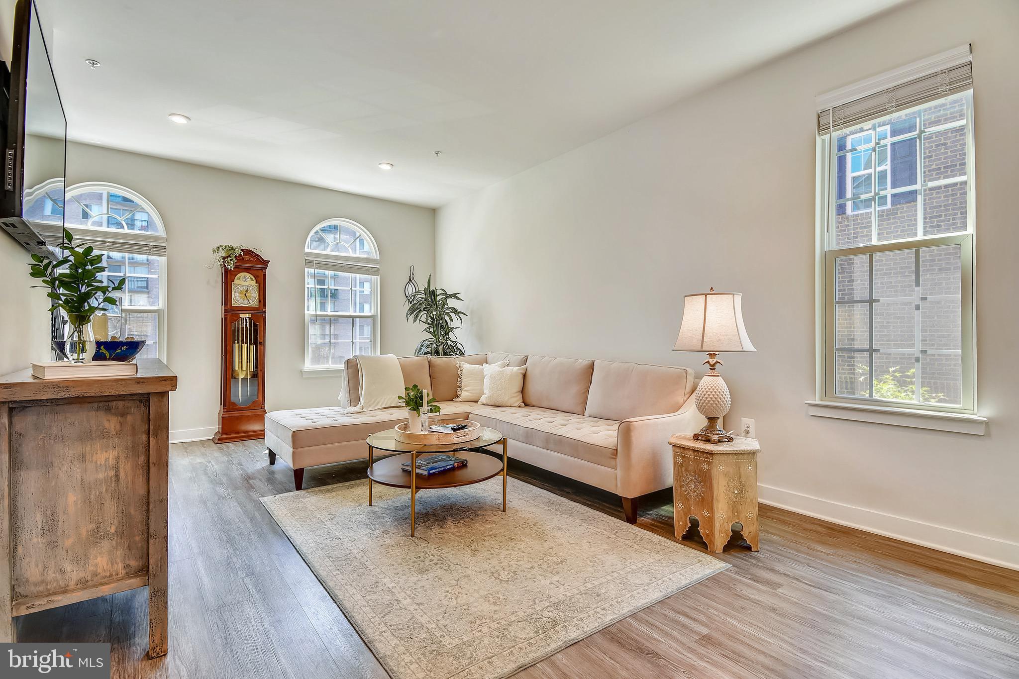 HYATTSVILLE - Residential