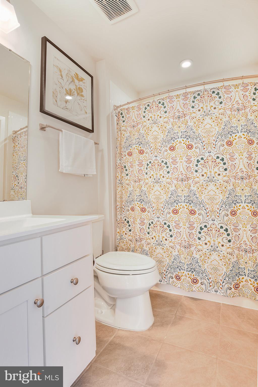 HYATTSVILLE - Residential