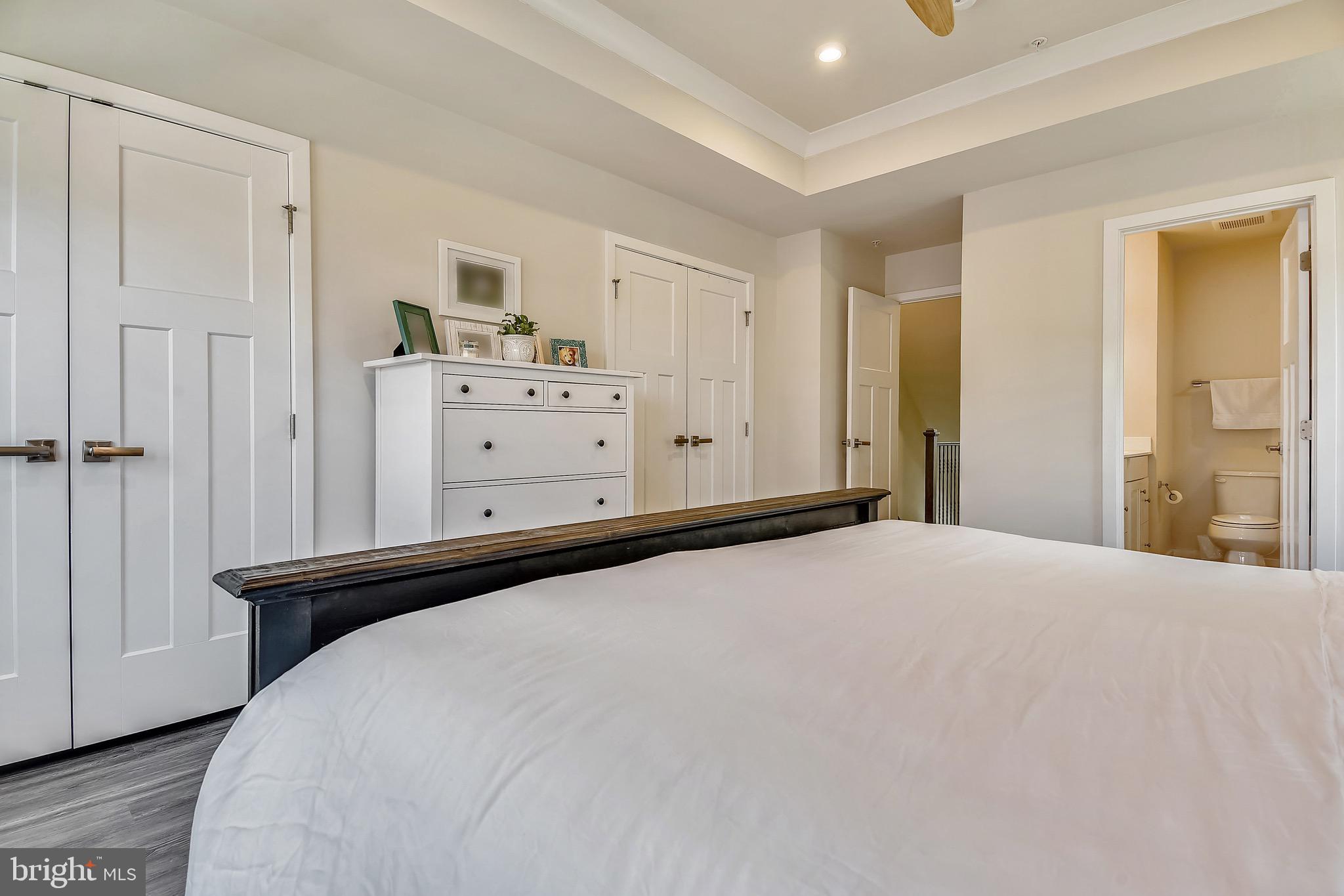 HYATTSVILLE - Residential