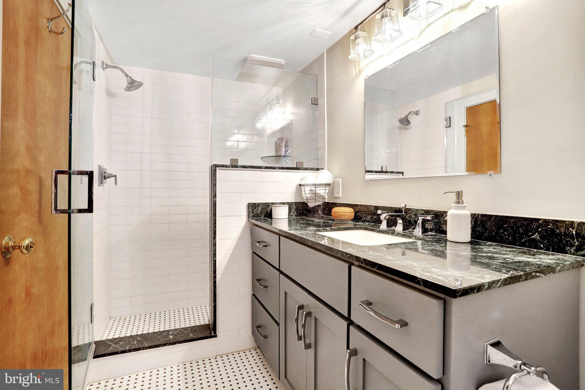 DEL RAY - Residential