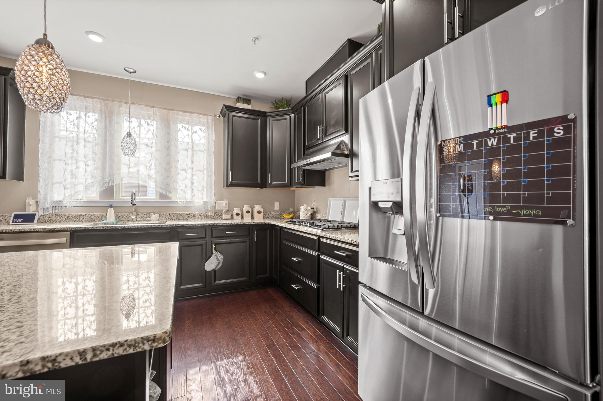 TALL OAKS - Residential