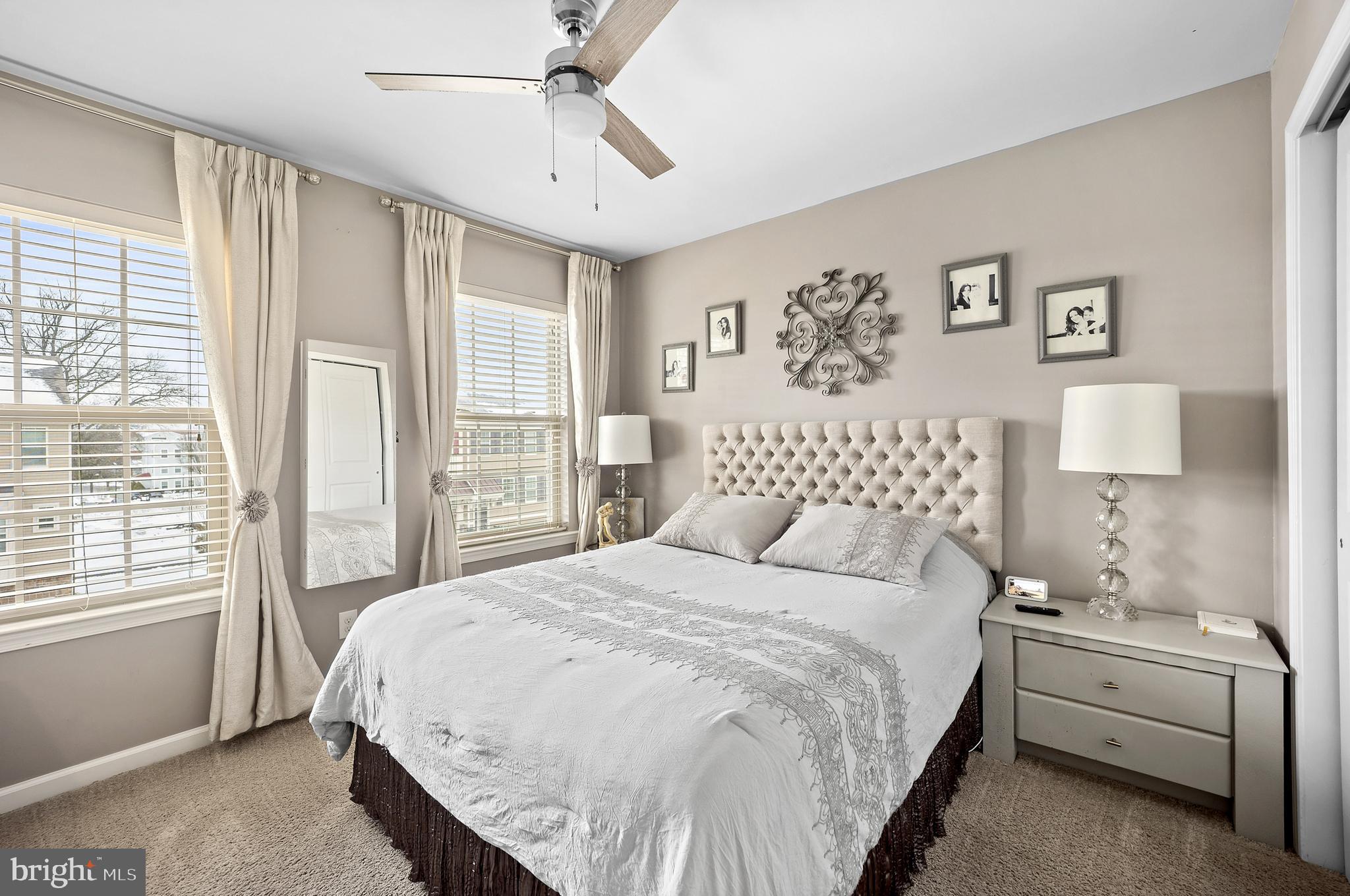 TALL OAKS - Residential