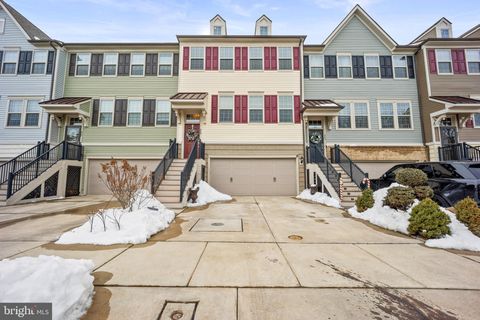 Townhouse For Sale - 485 Rowan Street<br/> WARMINSTER, PA 18974