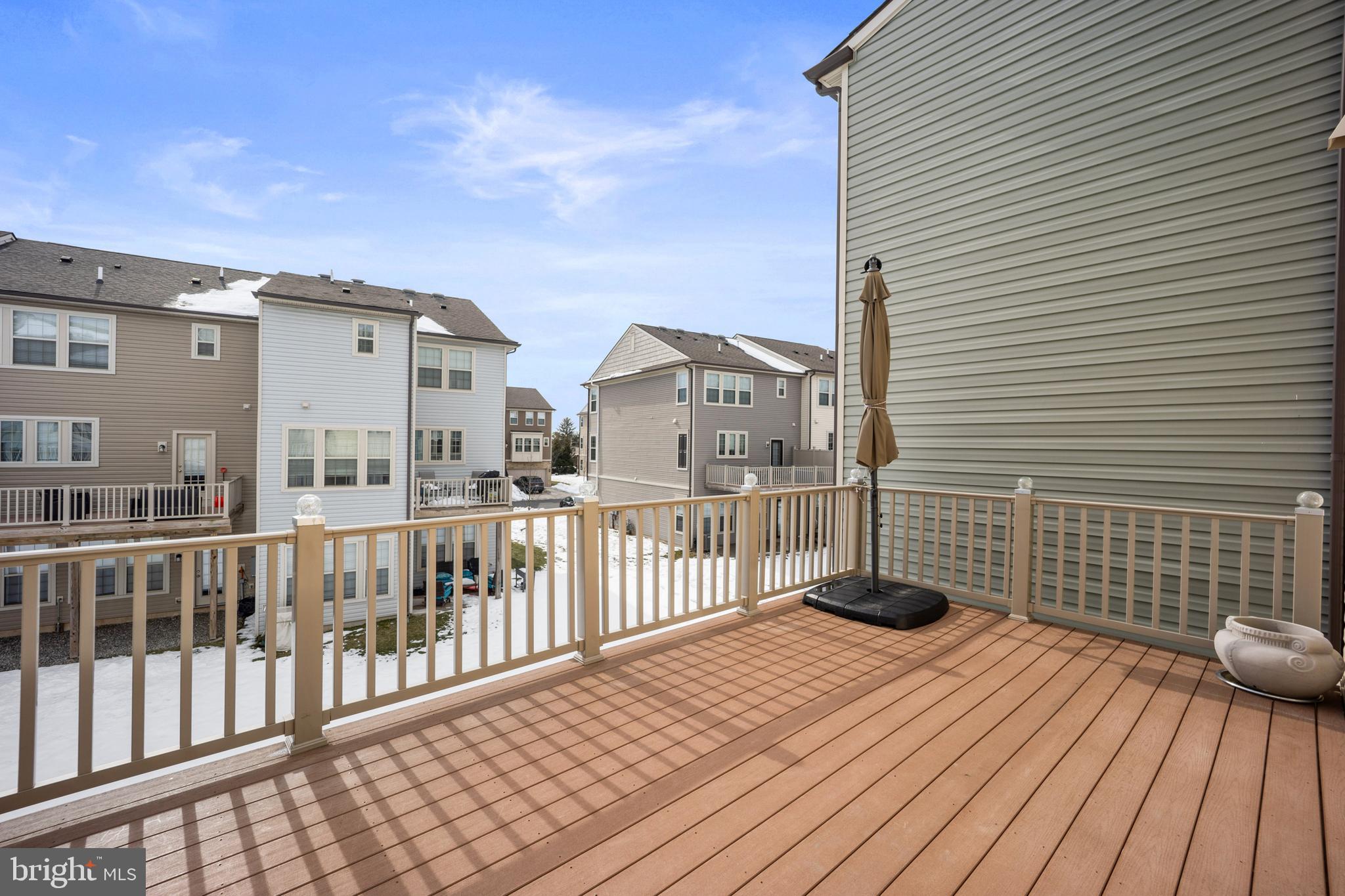 TALL OAKS - Residential