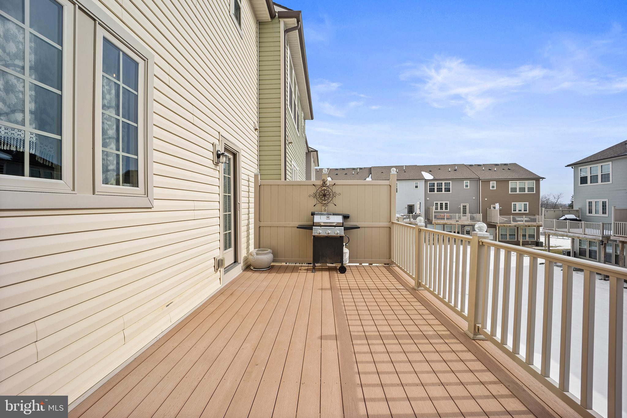 TALL OAKS - Residential