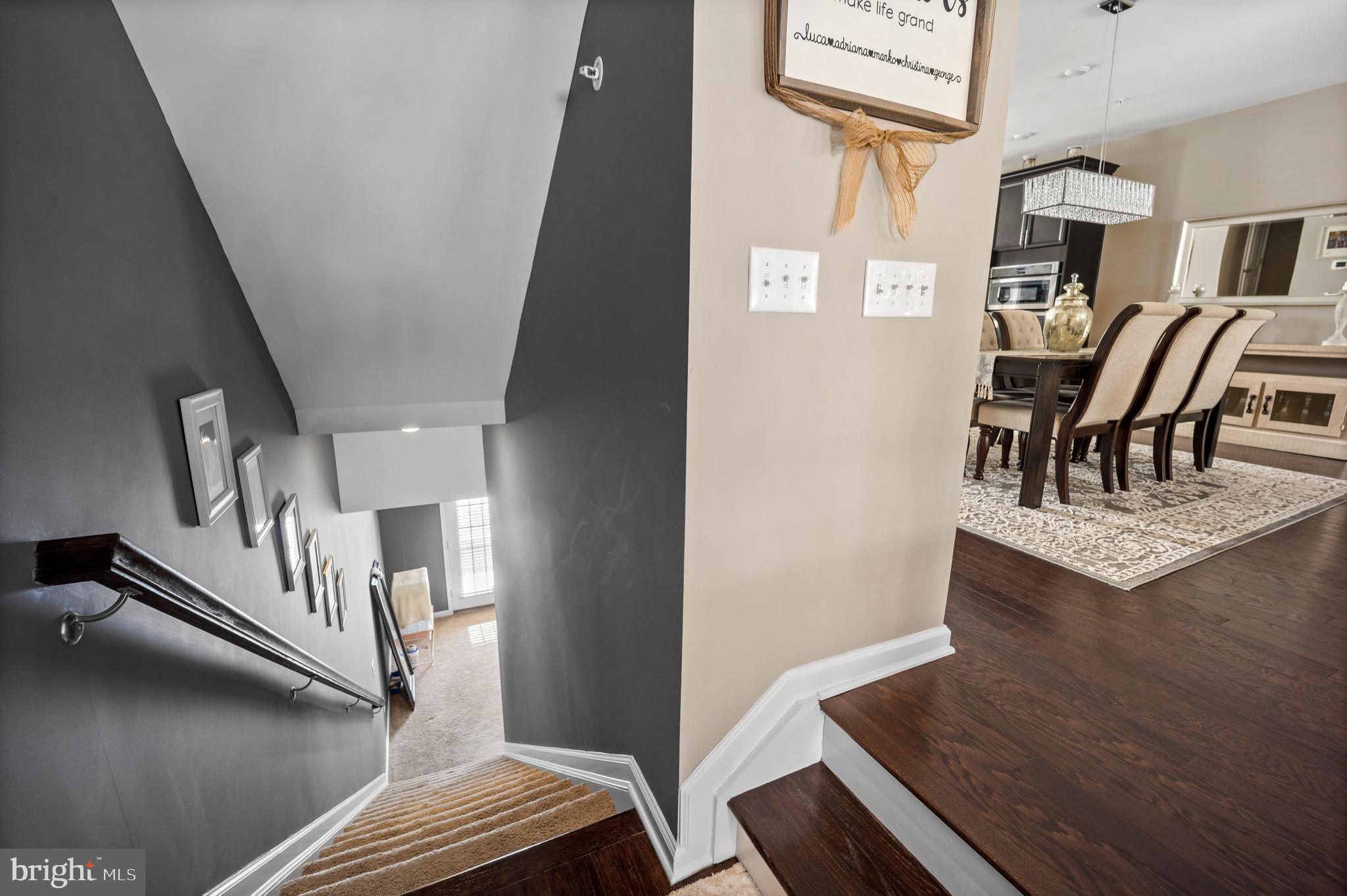 TALL OAKS - Residential