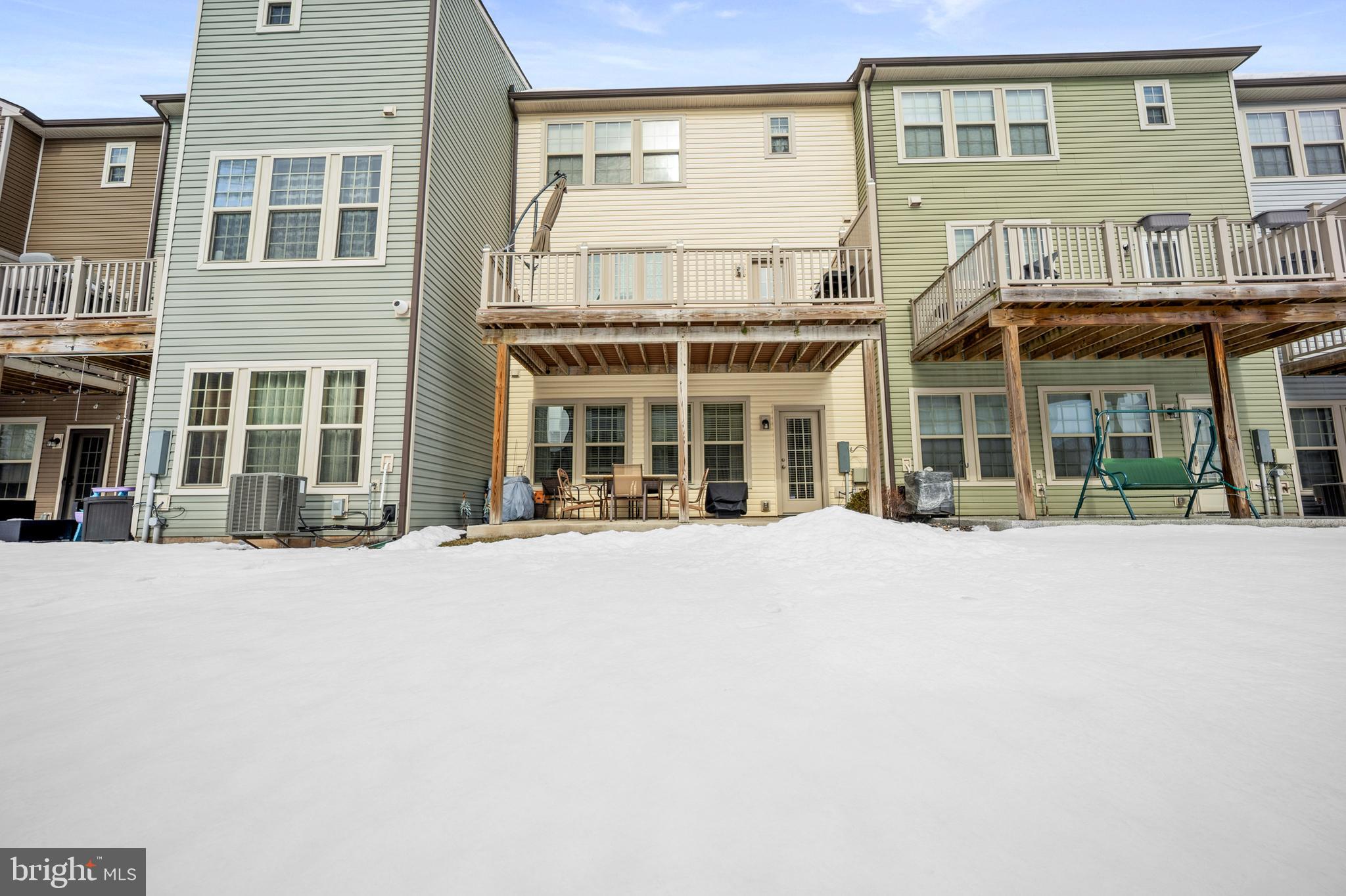 TALL OAKS - Residential