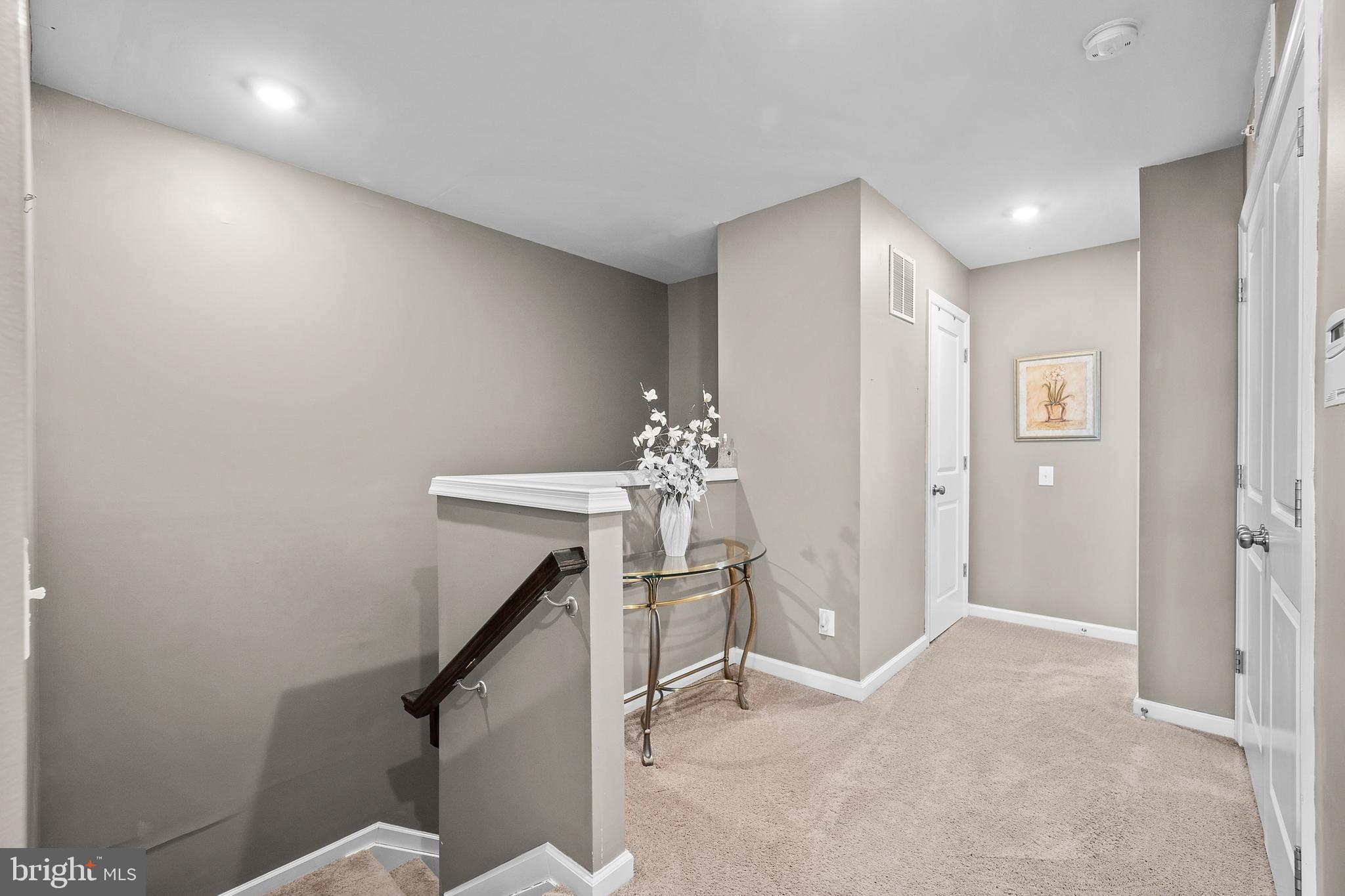 TALL OAKS - Residential