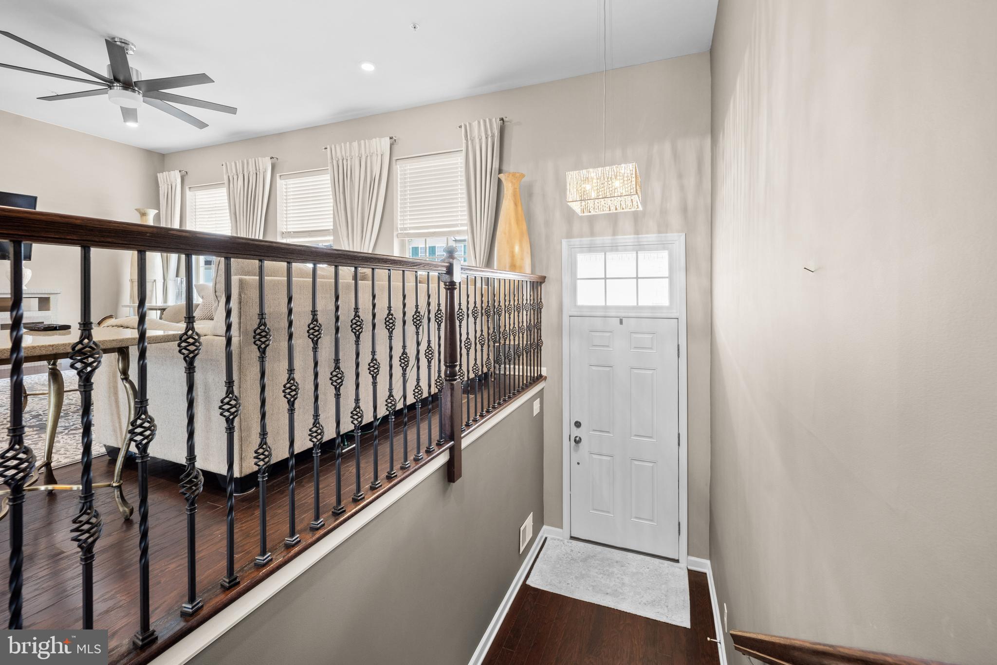 TALL OAKS - Residential