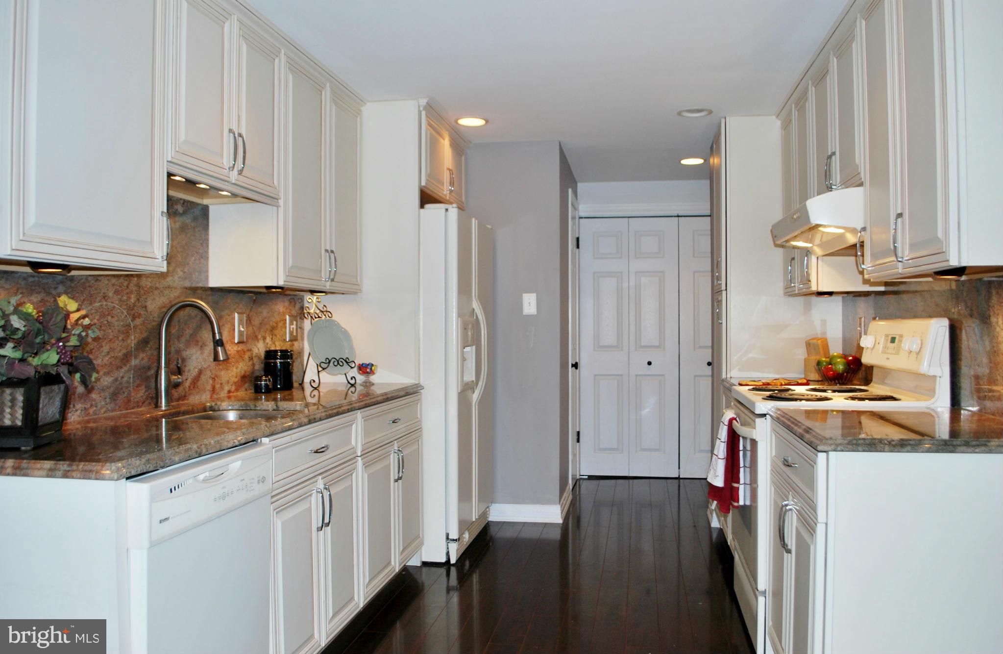 TOWNES OF GLOUCESTER - Residential