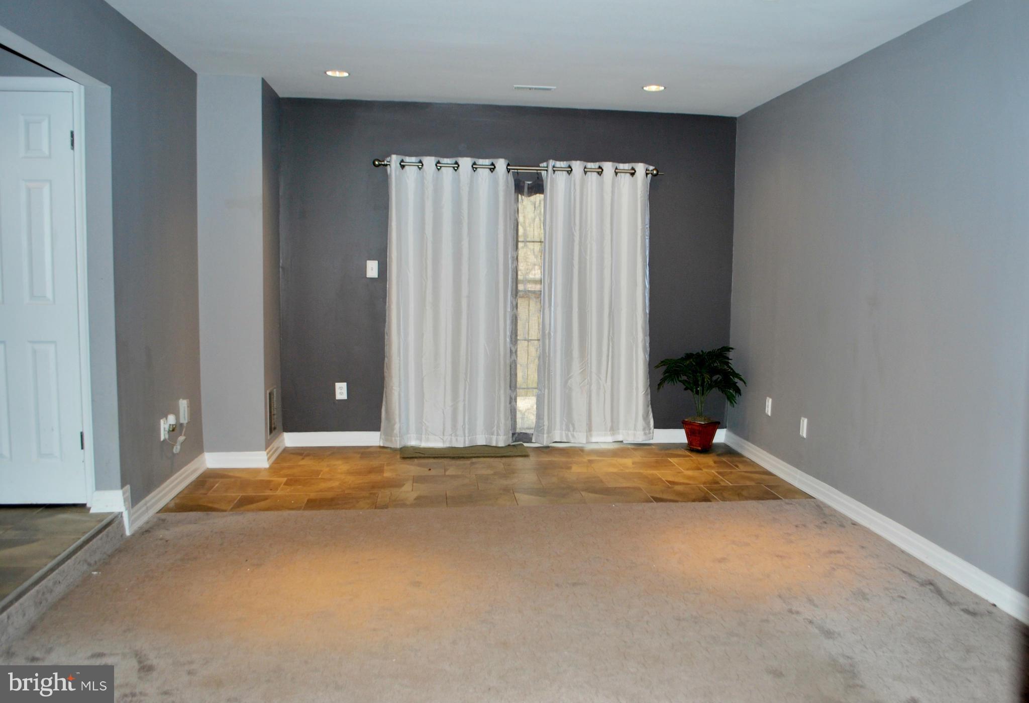 TOWNES OF GLOUCESTER - Residential